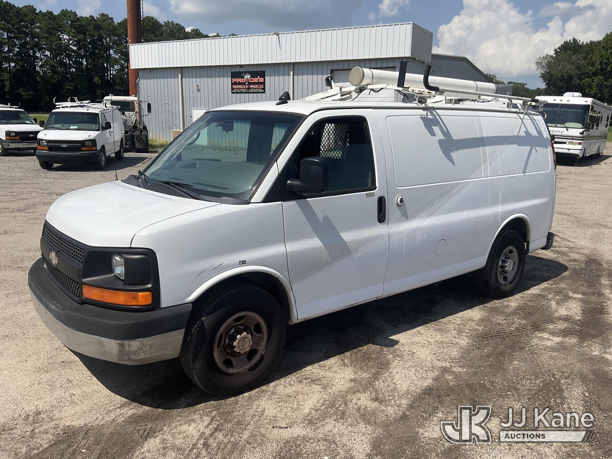 2014 Chevrolet Express G2500 Cargo Van
