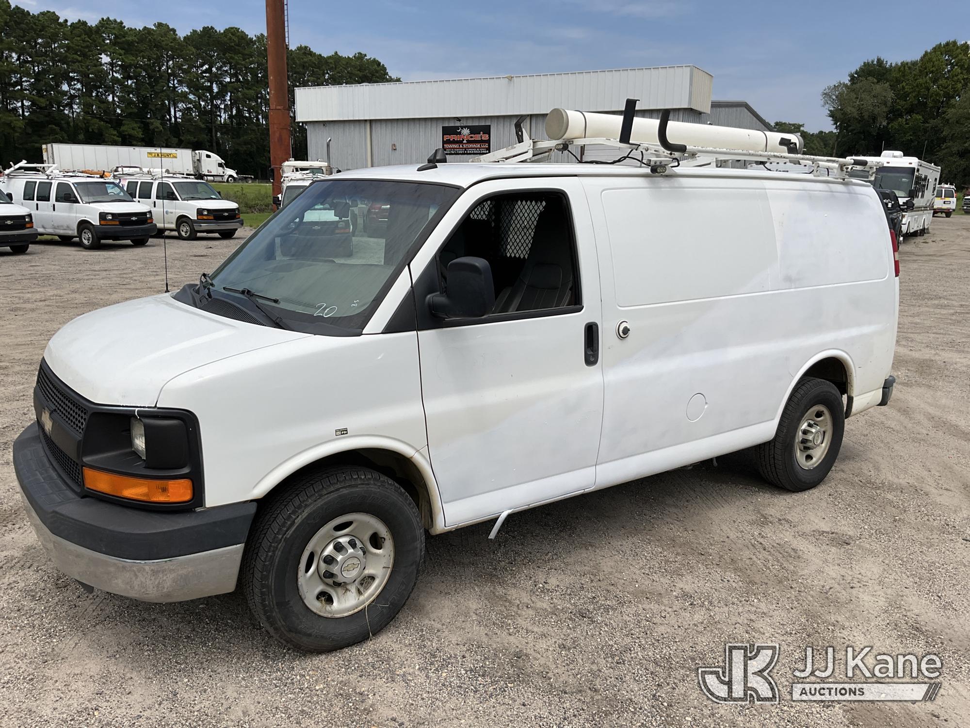 2014 Chevrolet Express G2500 Cargo Van