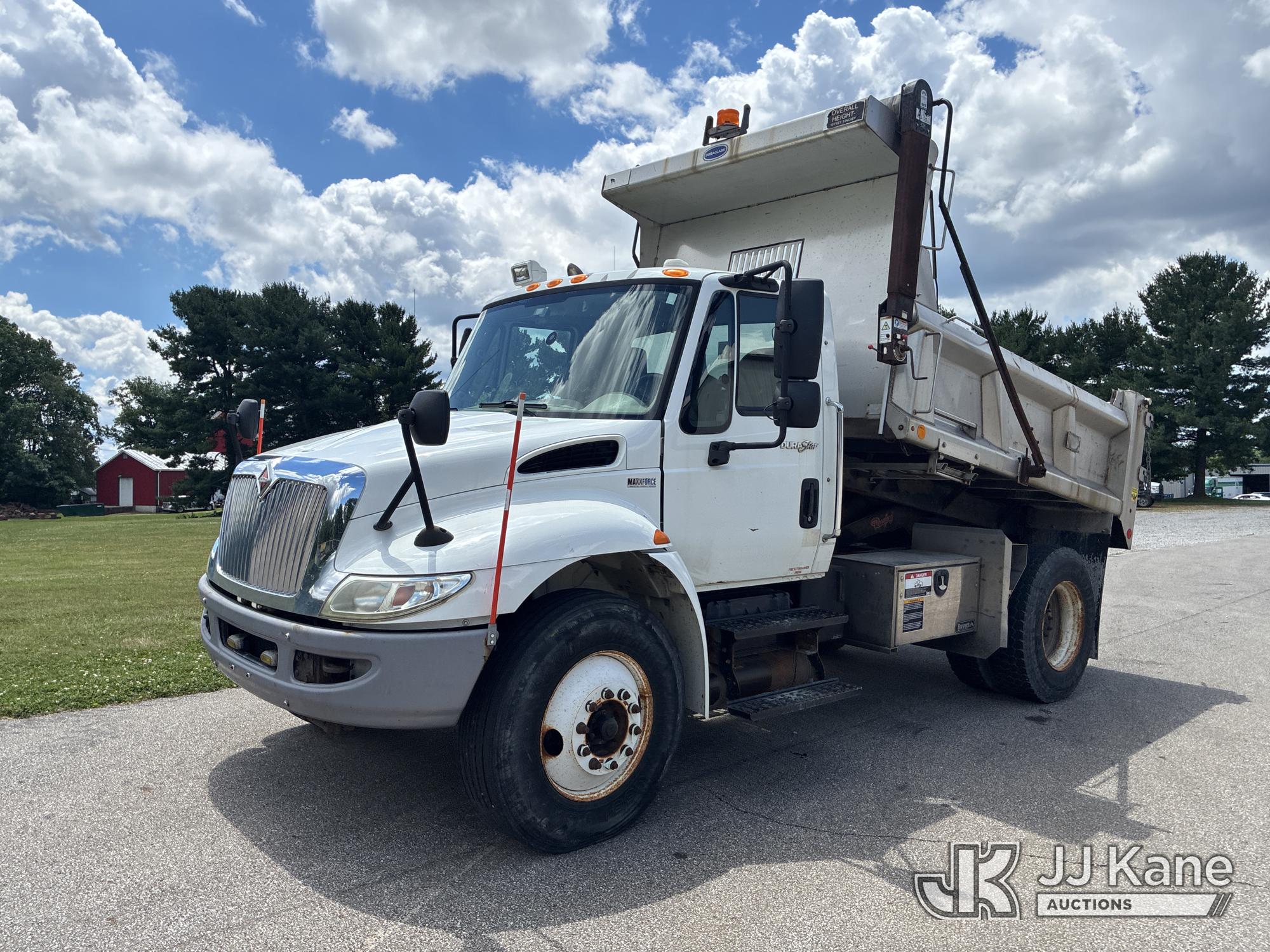 Photo of a 2013 International 4300