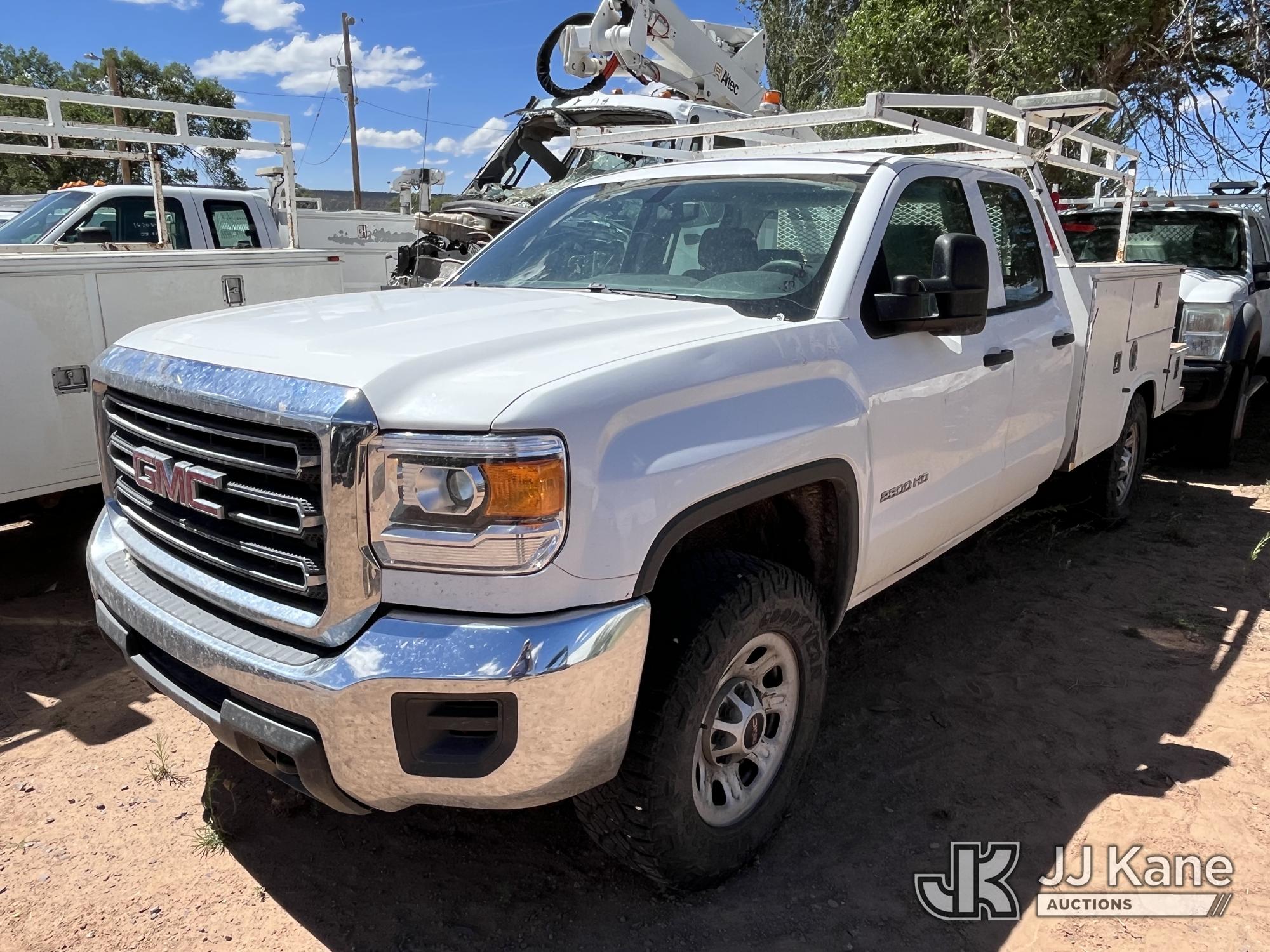 Photo of a 2015 GMC Sierra 2500HD 4x4