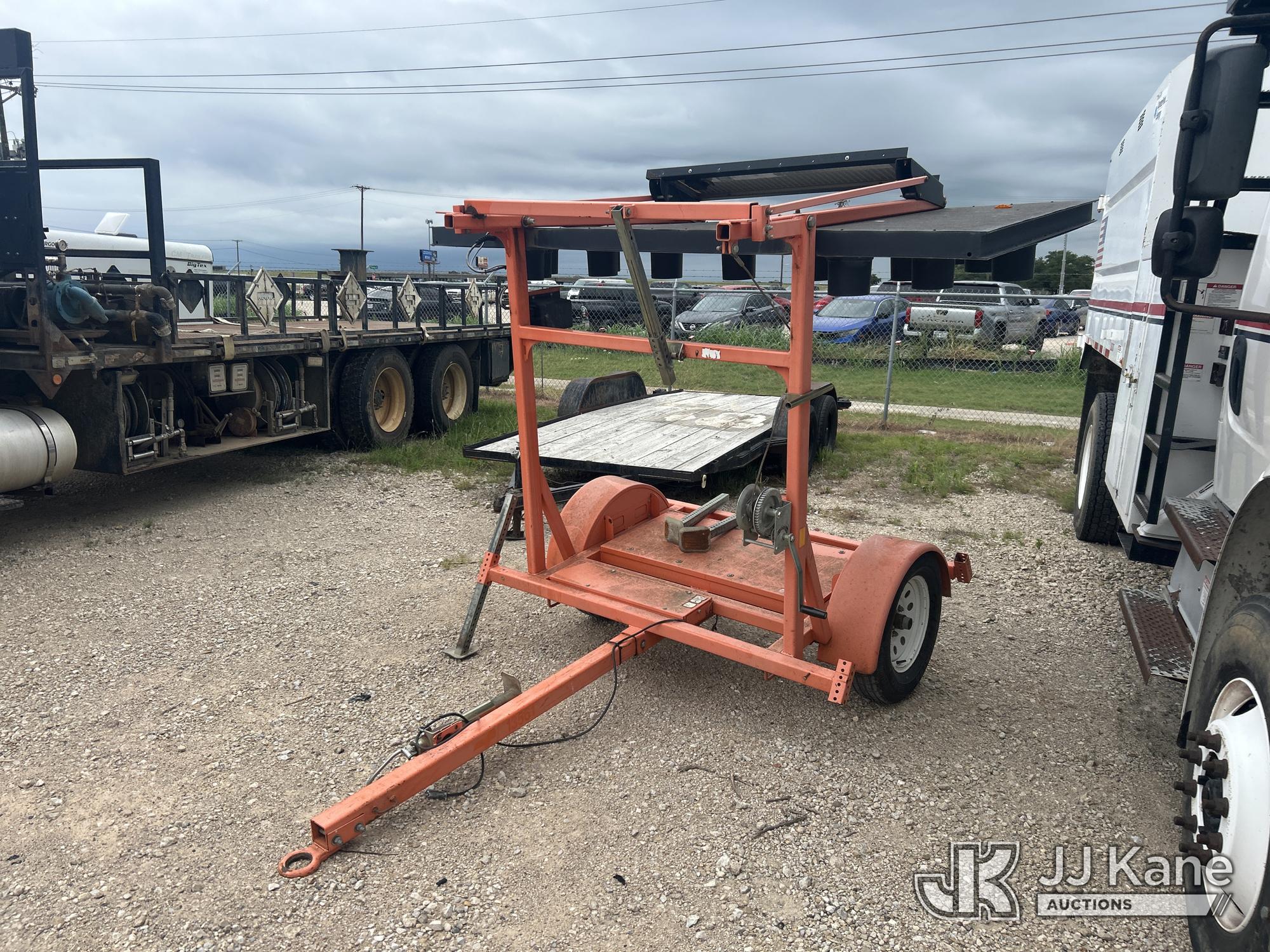 Photo of a 2013 Wanco  Solar Arrow Board