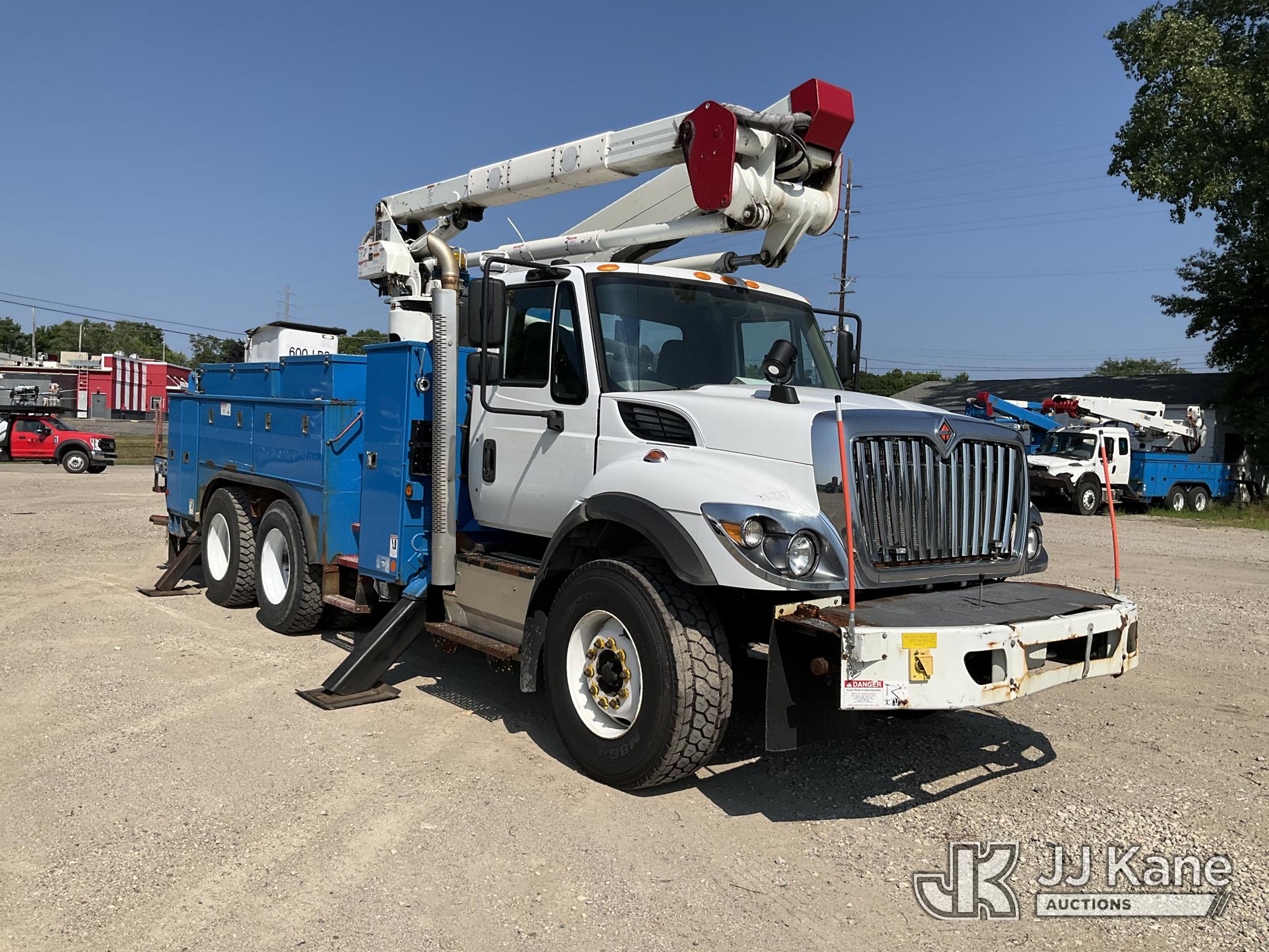2017 International WORKSTAR 7400