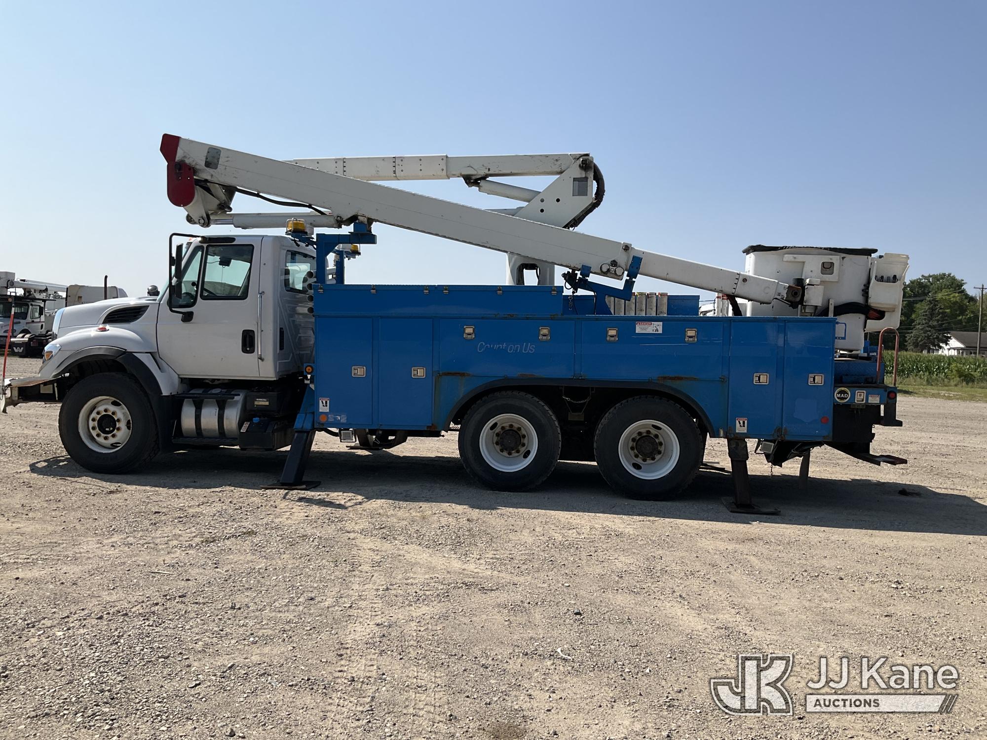 2017 International WORKSTAR 7400