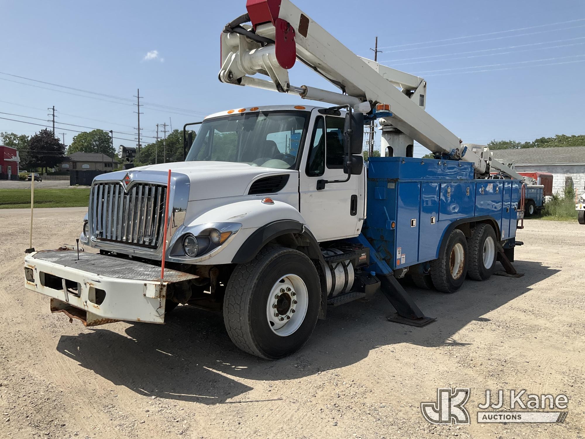 Photo of a 2017 International WorkStar 7400
