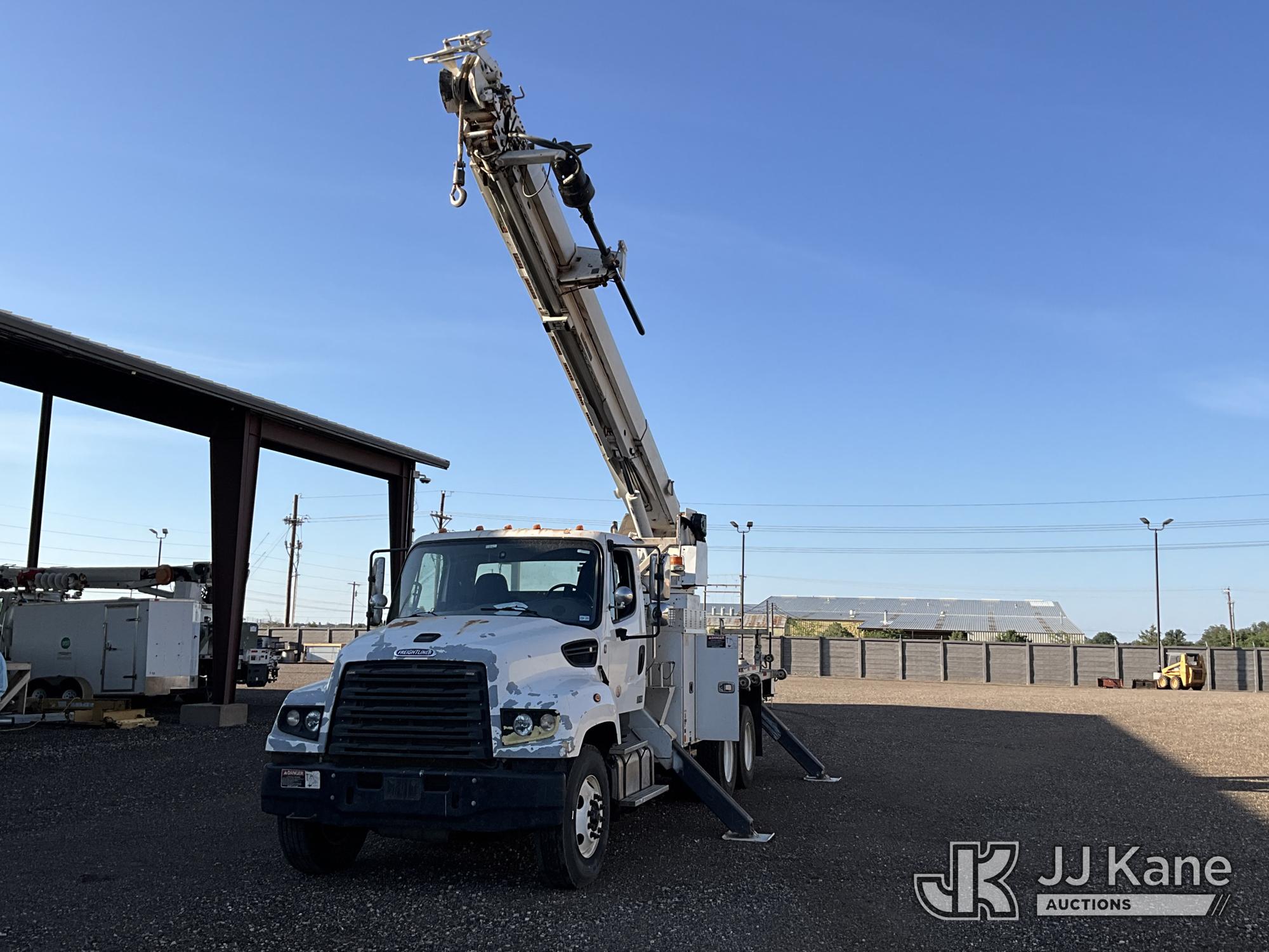 Photo of a 2017 Freightliner 114SD