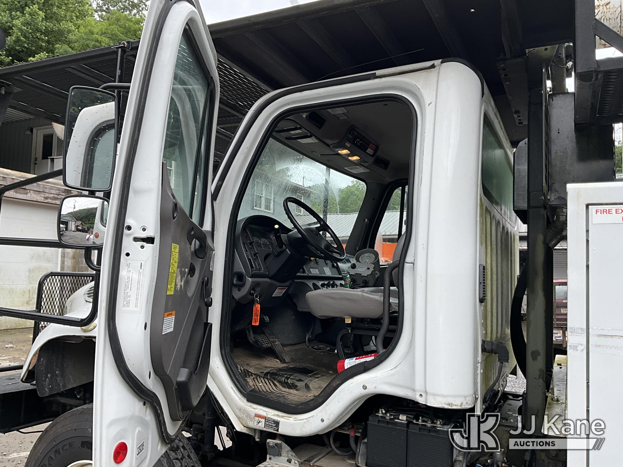2017 Freightliner M2 106