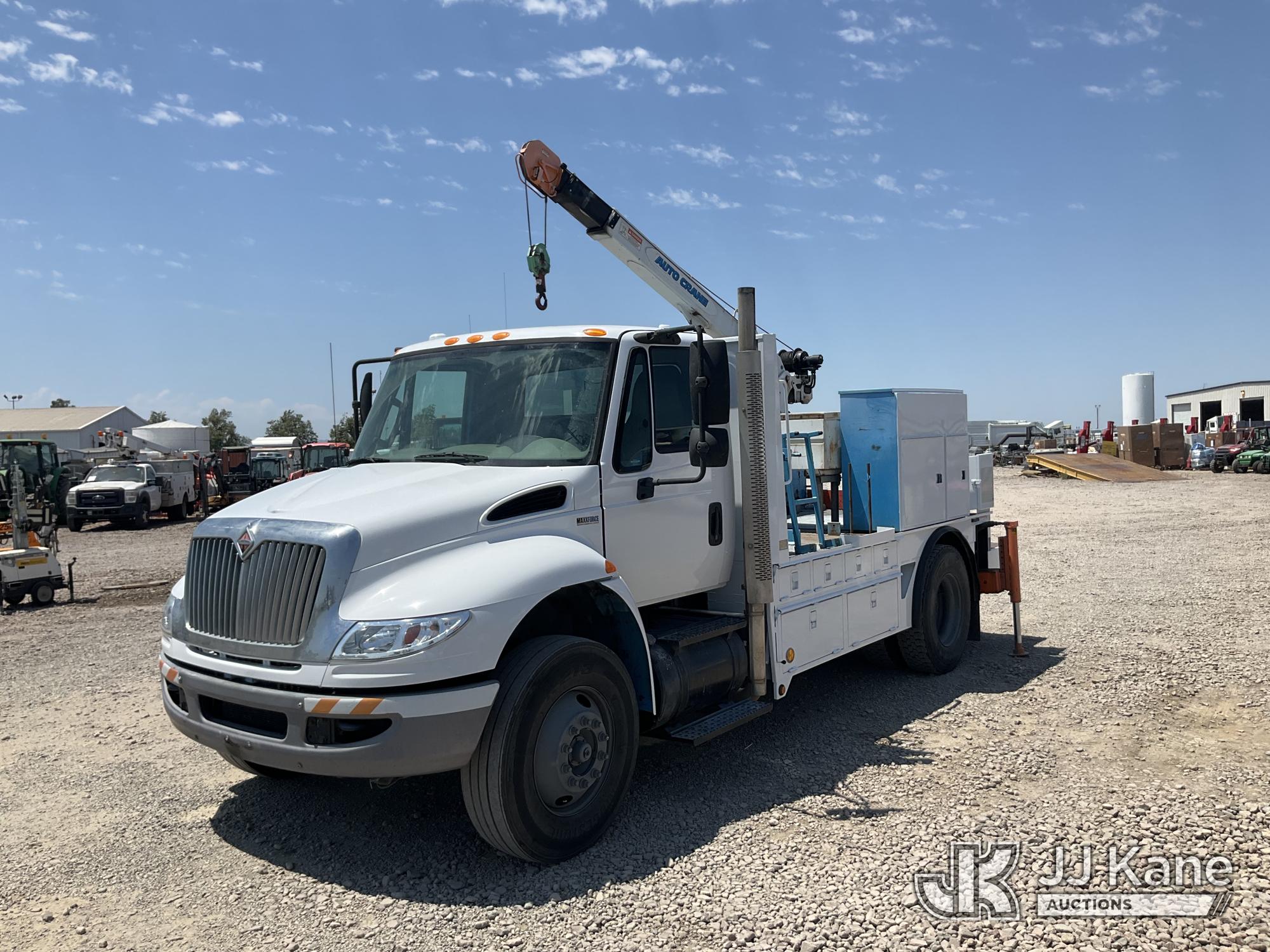 Photo of a 2012 International DuraStar 4300