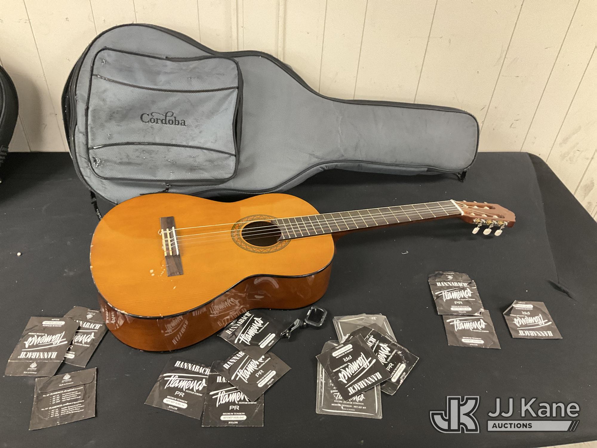 Yamaha C40 Guitar & Misc. Strings (Used) NOTE: This unit is being sold AS IS/WHERE IS via Timed Auction and is located in Jurupa Valley