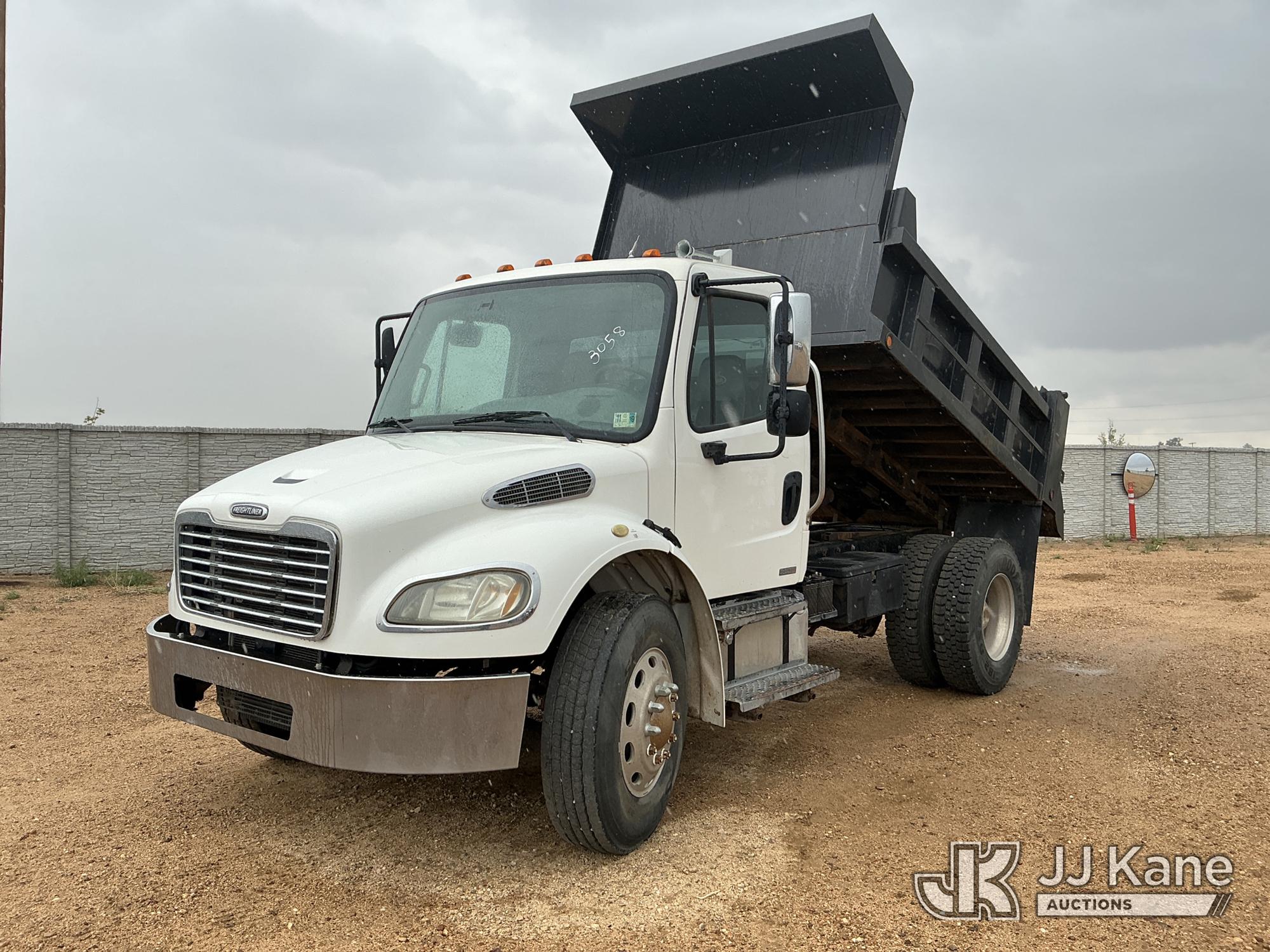 Photo of a 2006 Freightliner M2 106 Medium Duty