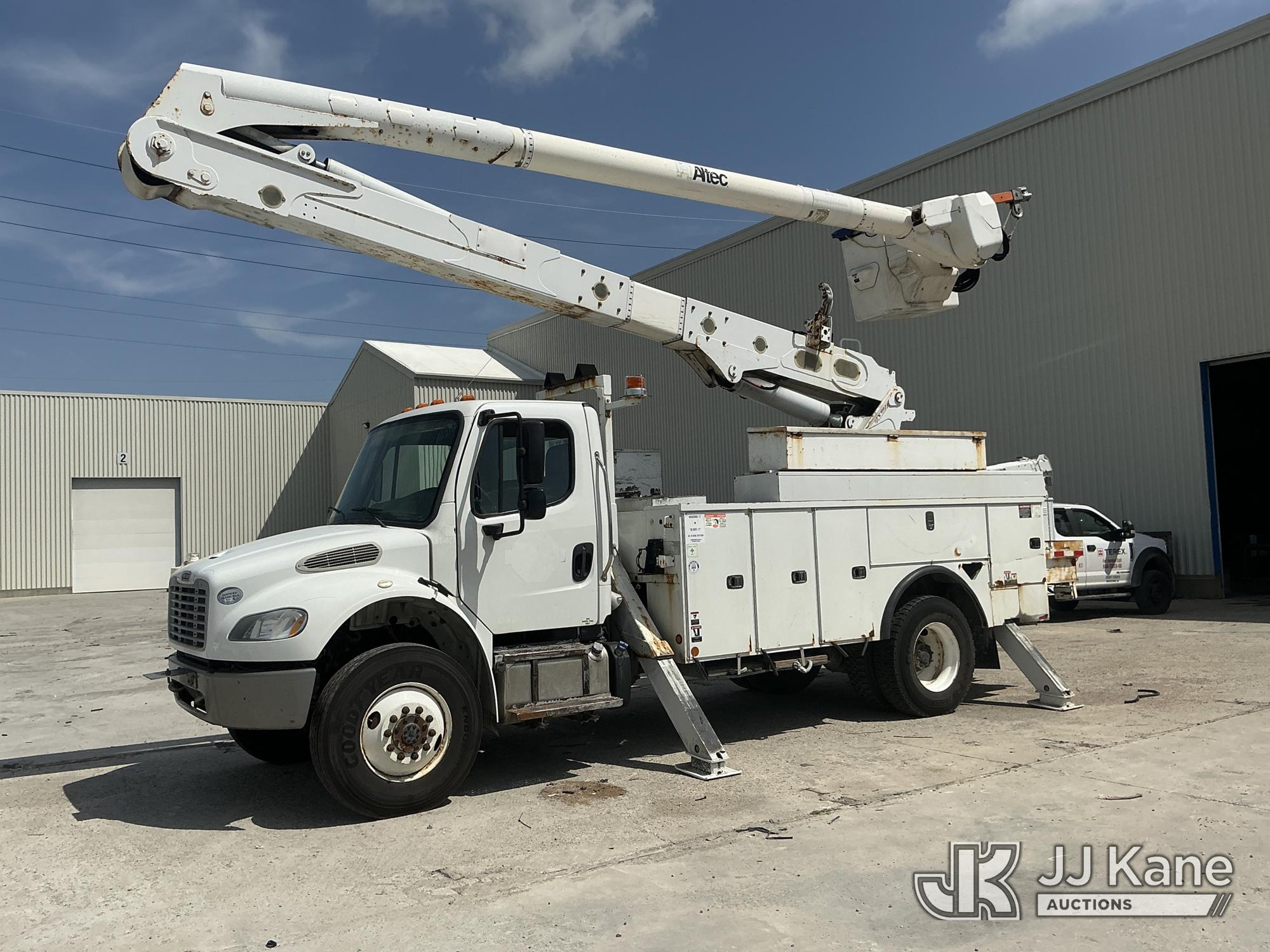 Photo of a 2015 Freightliner M2 106