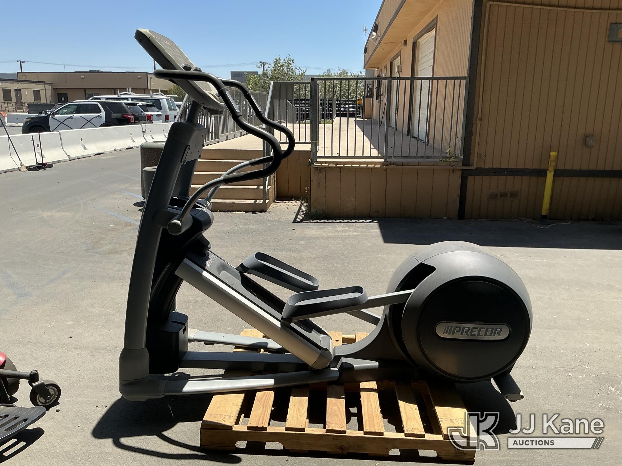Elliptical Cross-Trainer (Used) NOTE: This unit is being sold AS IS/WHERE IS via Timed Auction and is located in Jurupa Valley