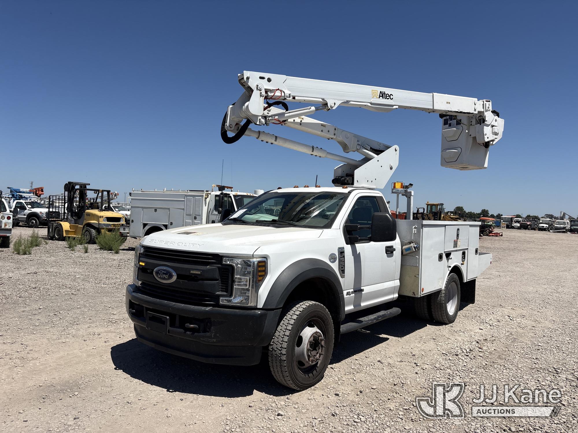 Photo of a 2019 Ford F-550