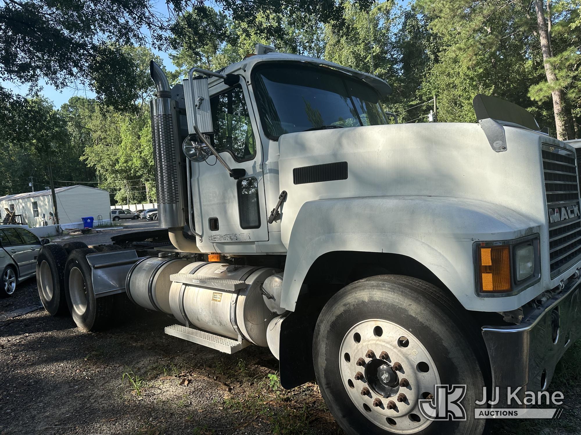 2006 Mack CHN613 T/A Truck Tractor