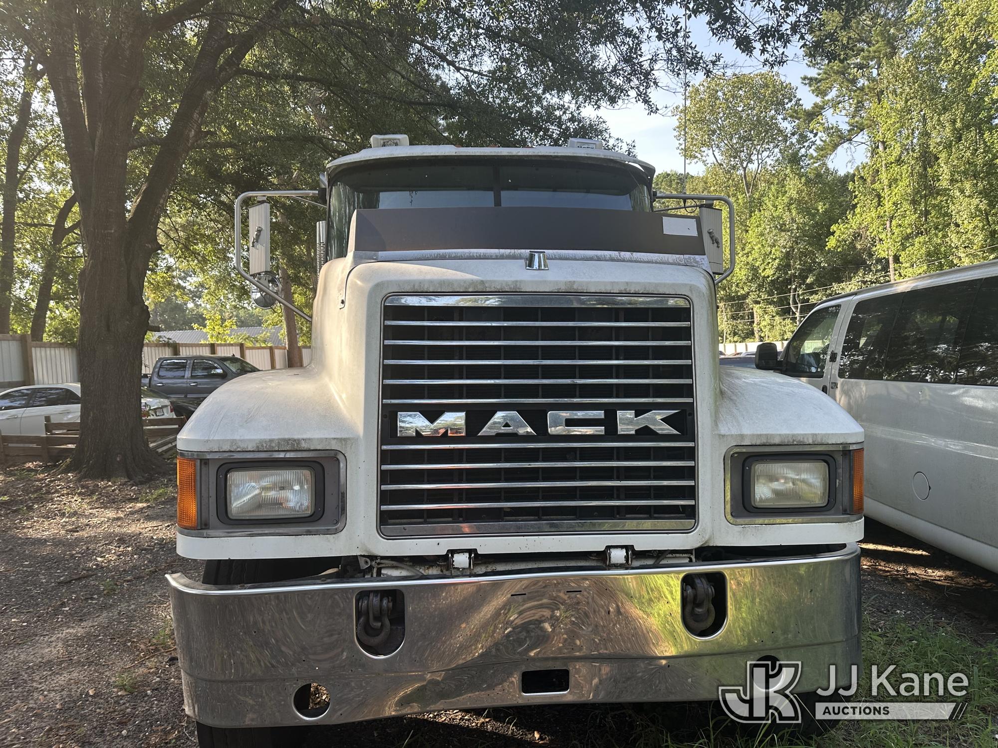 2006 Mack CHN613
