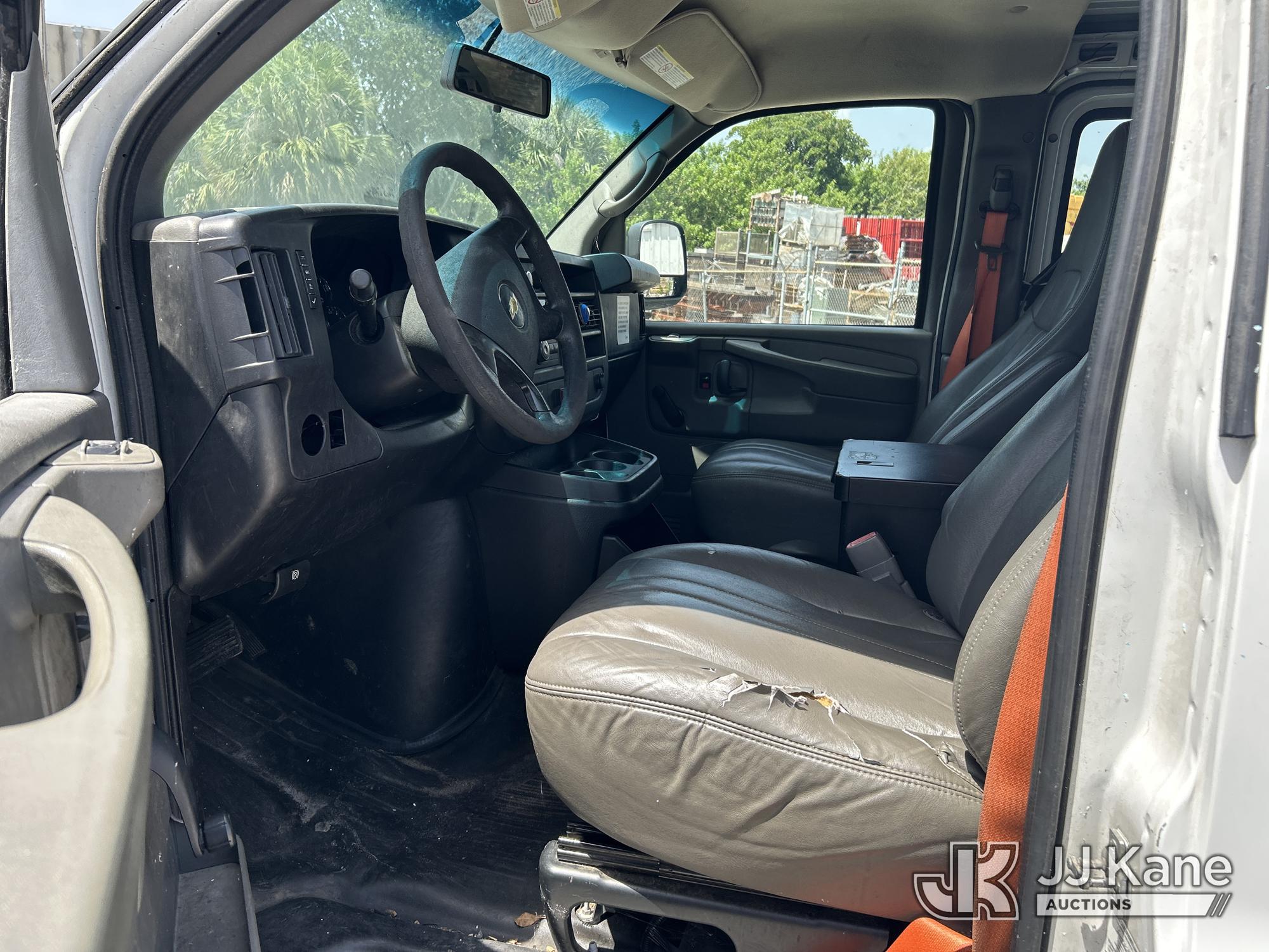 2013 Chevrolet Express G2500