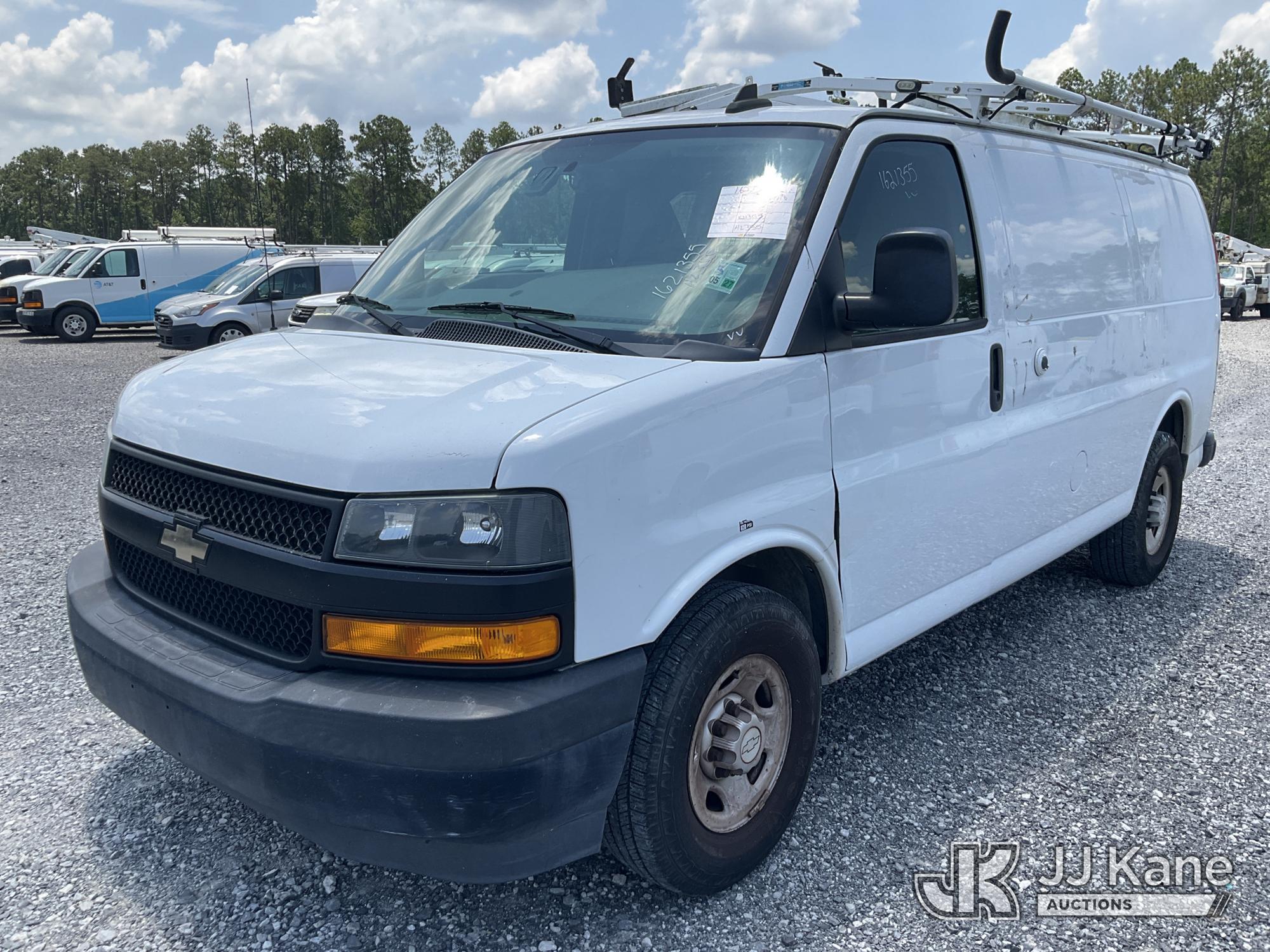 2018 Chevrolet EXPRESS 2500