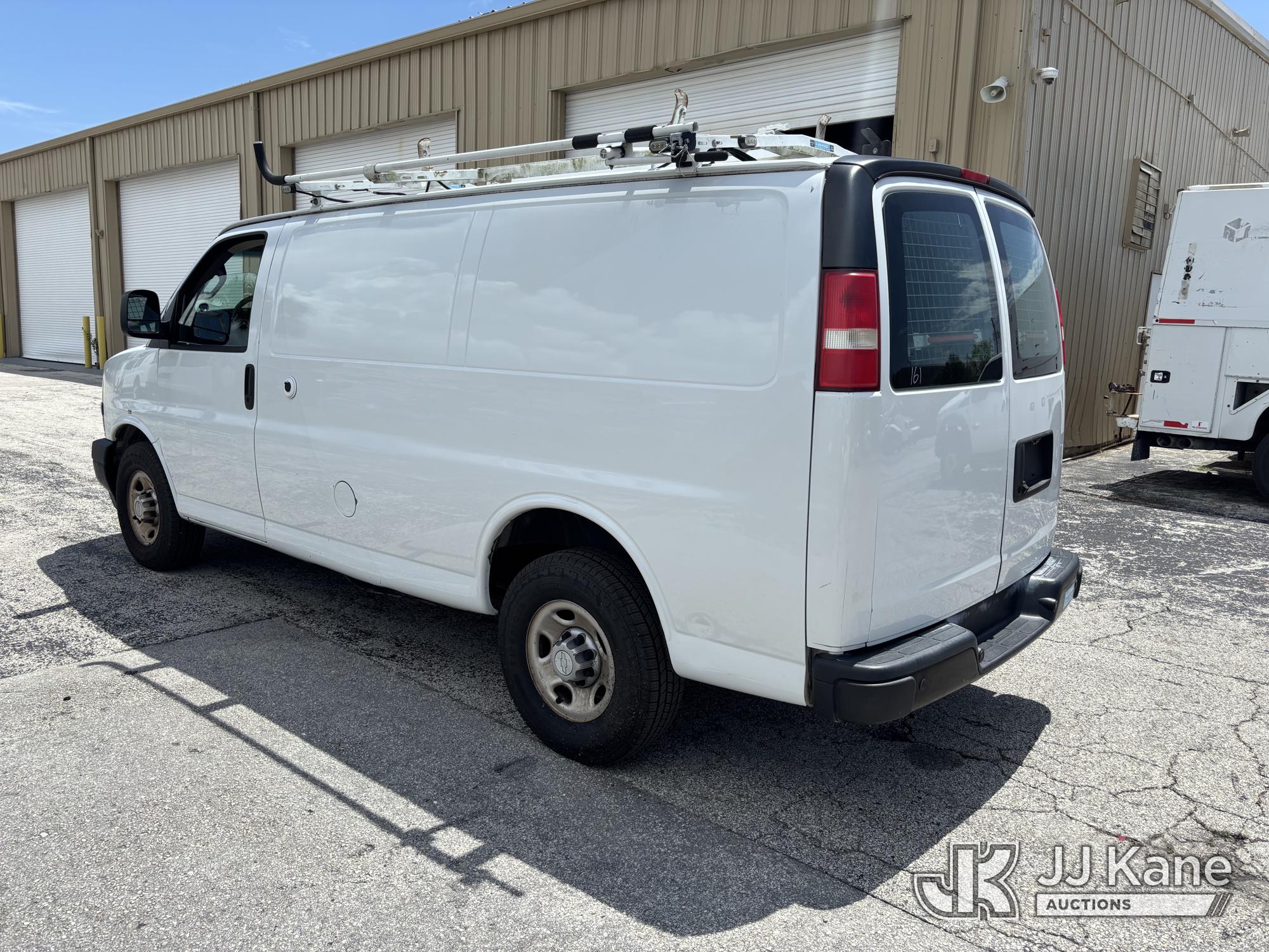 2018 Chevrolet EXPRESS 2500