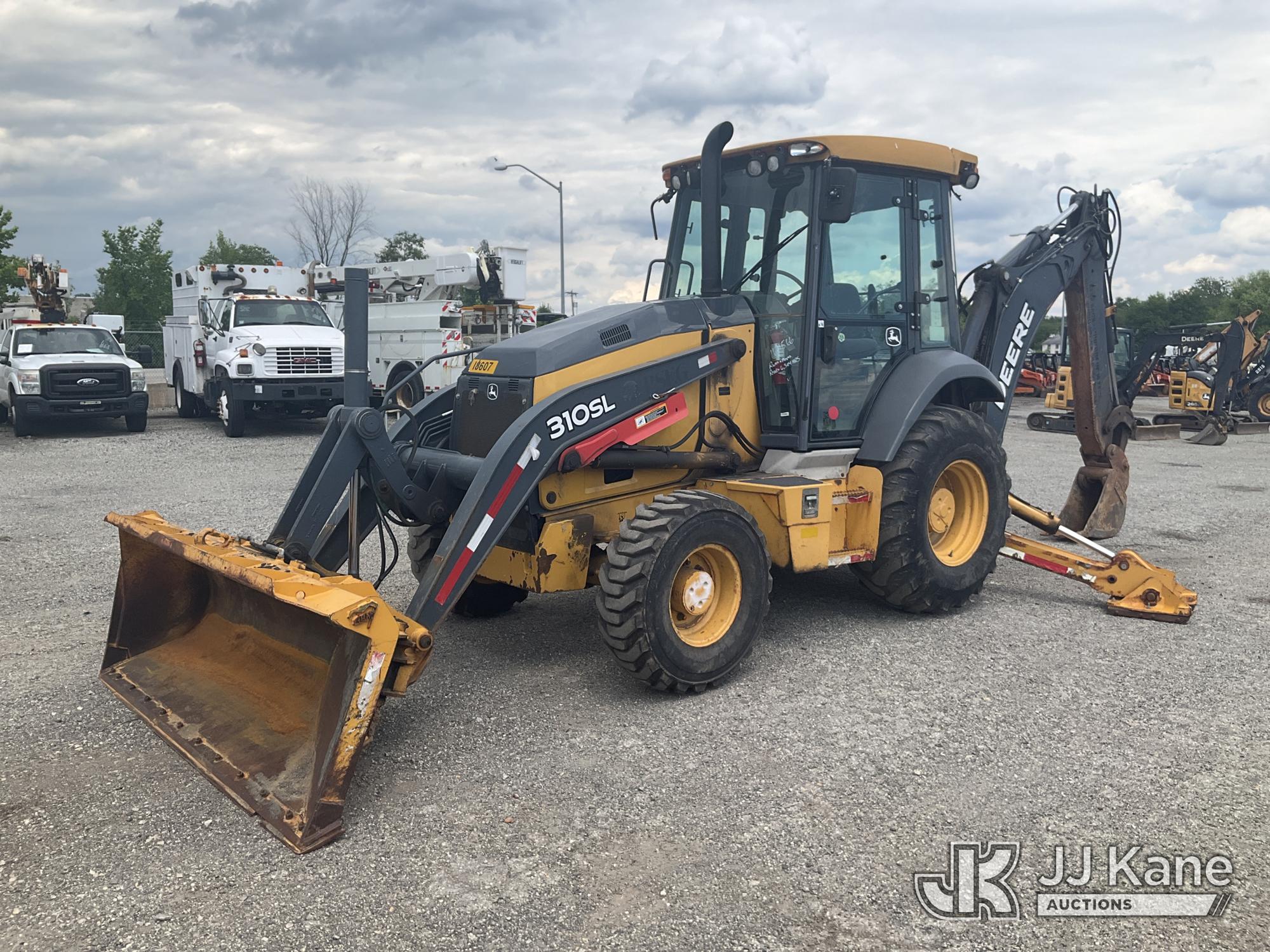 Photo of a 2016 John Deere 310SL 4x4