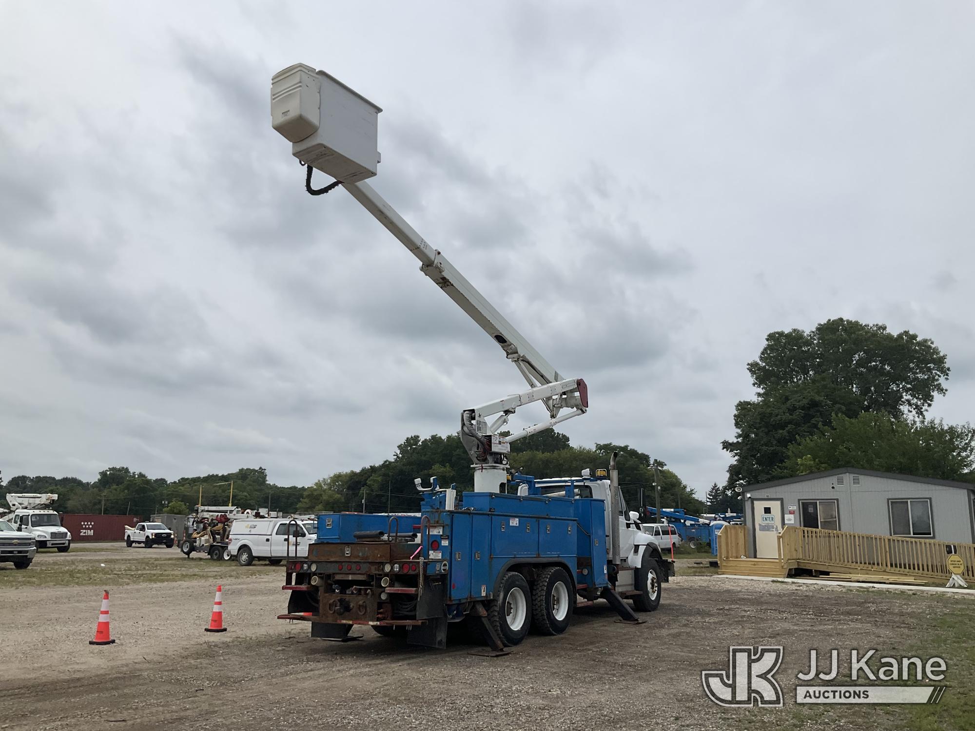 2017 International WORKSTAR 7400