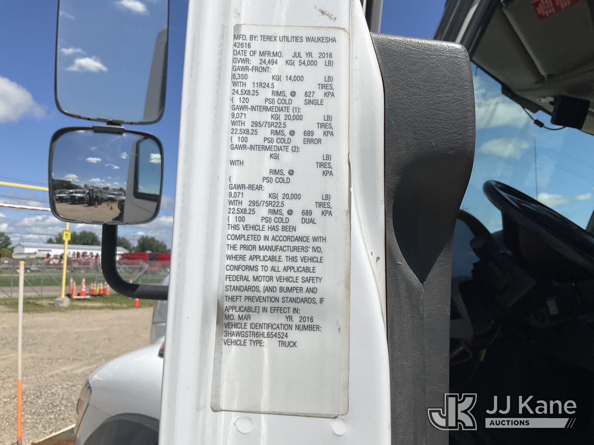 2017 International WORKSTAR 7400
