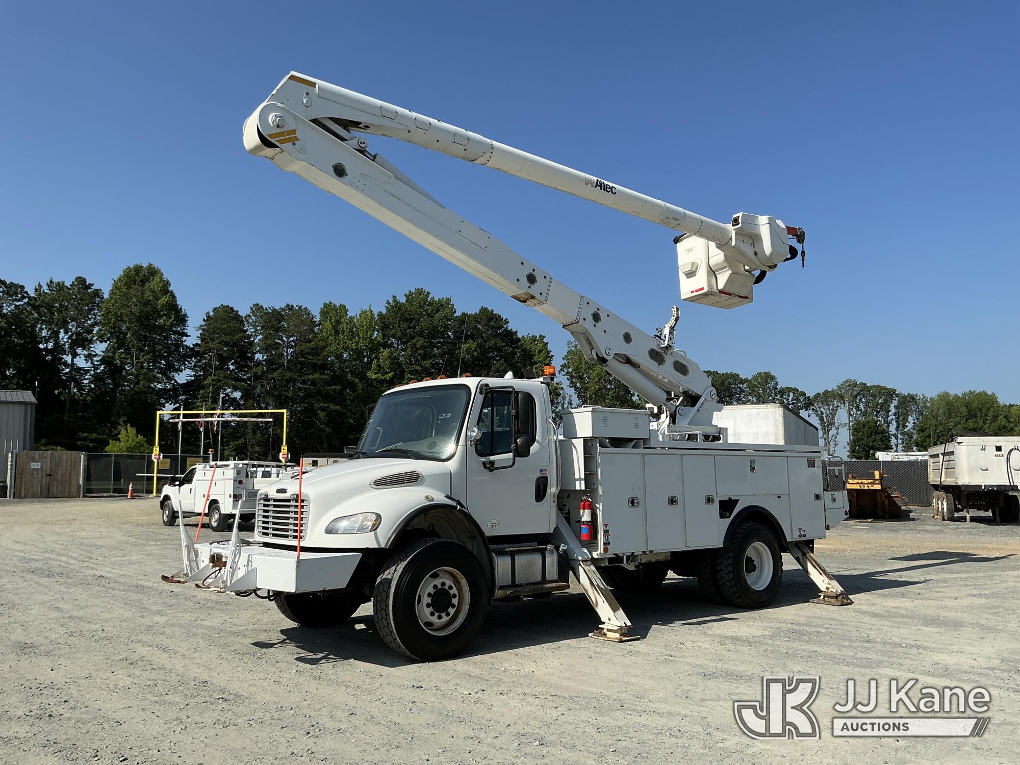 Photo of a 2015 Freightliner M2 106