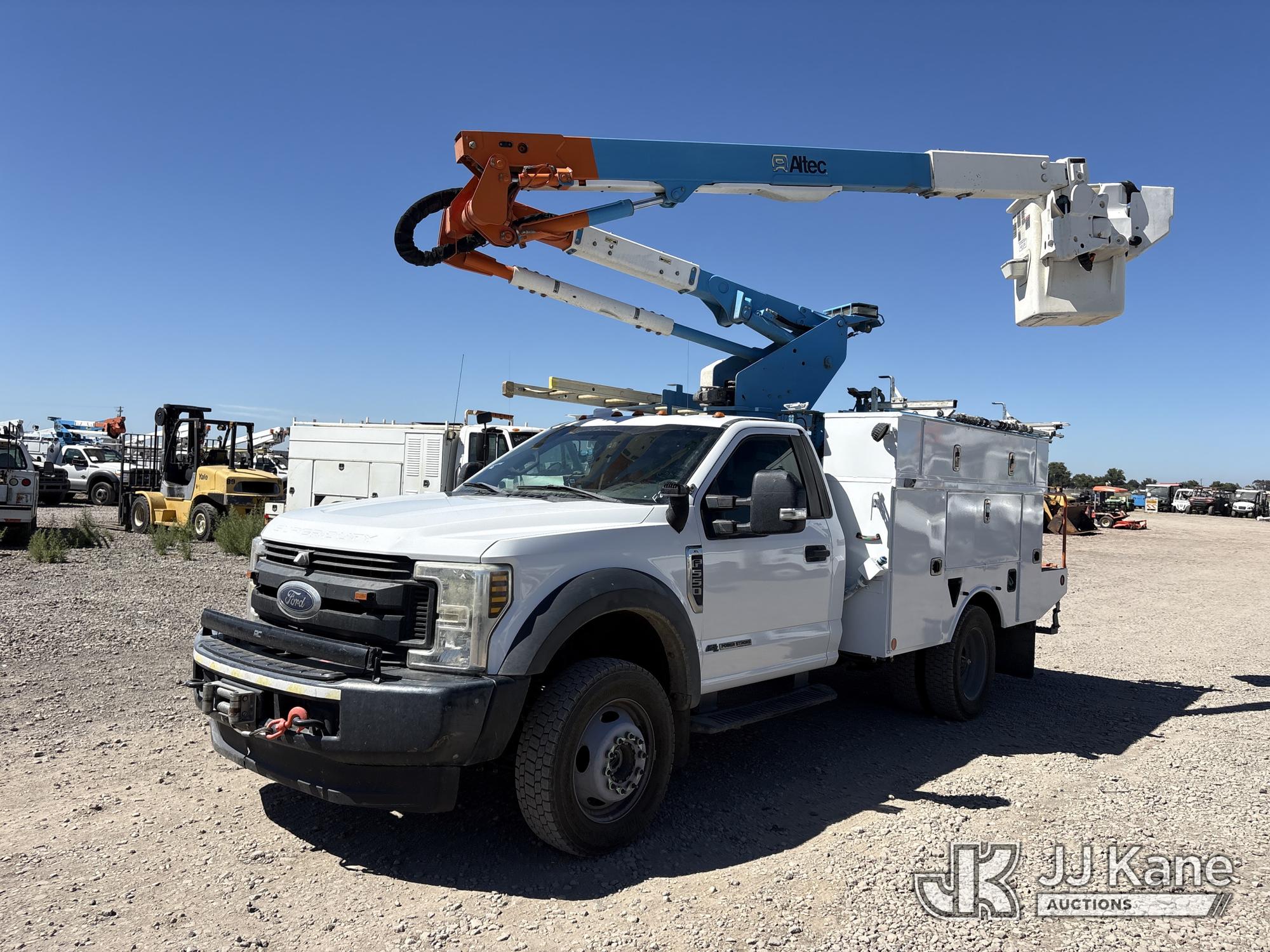 Photo of a 2018 Ford F-550