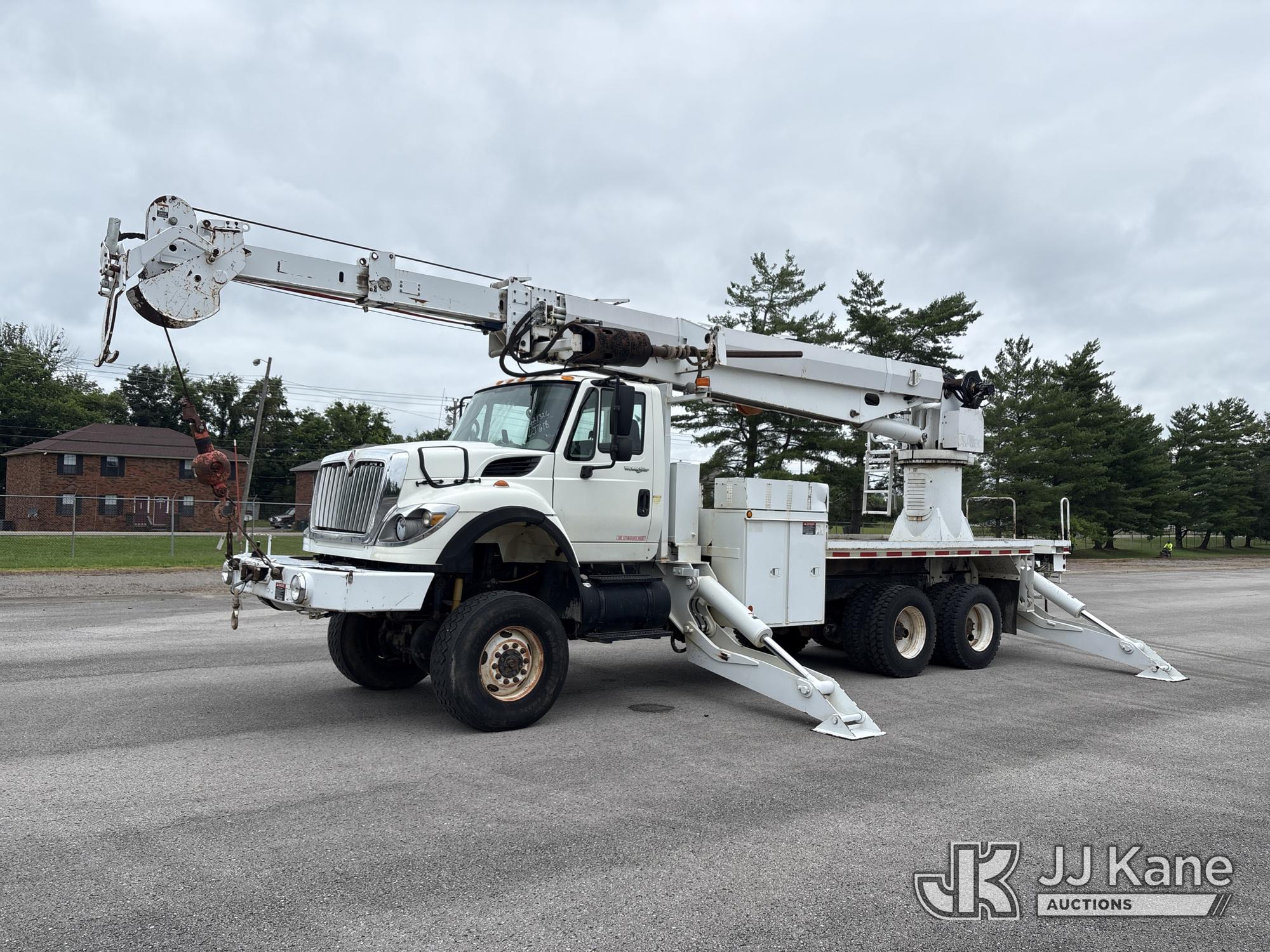 Photo of a 2008 International 7600 6x6