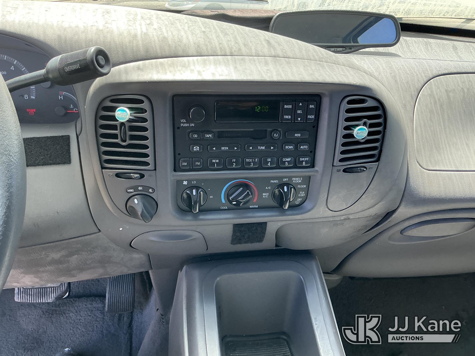 2002 Ford EXPEDITION