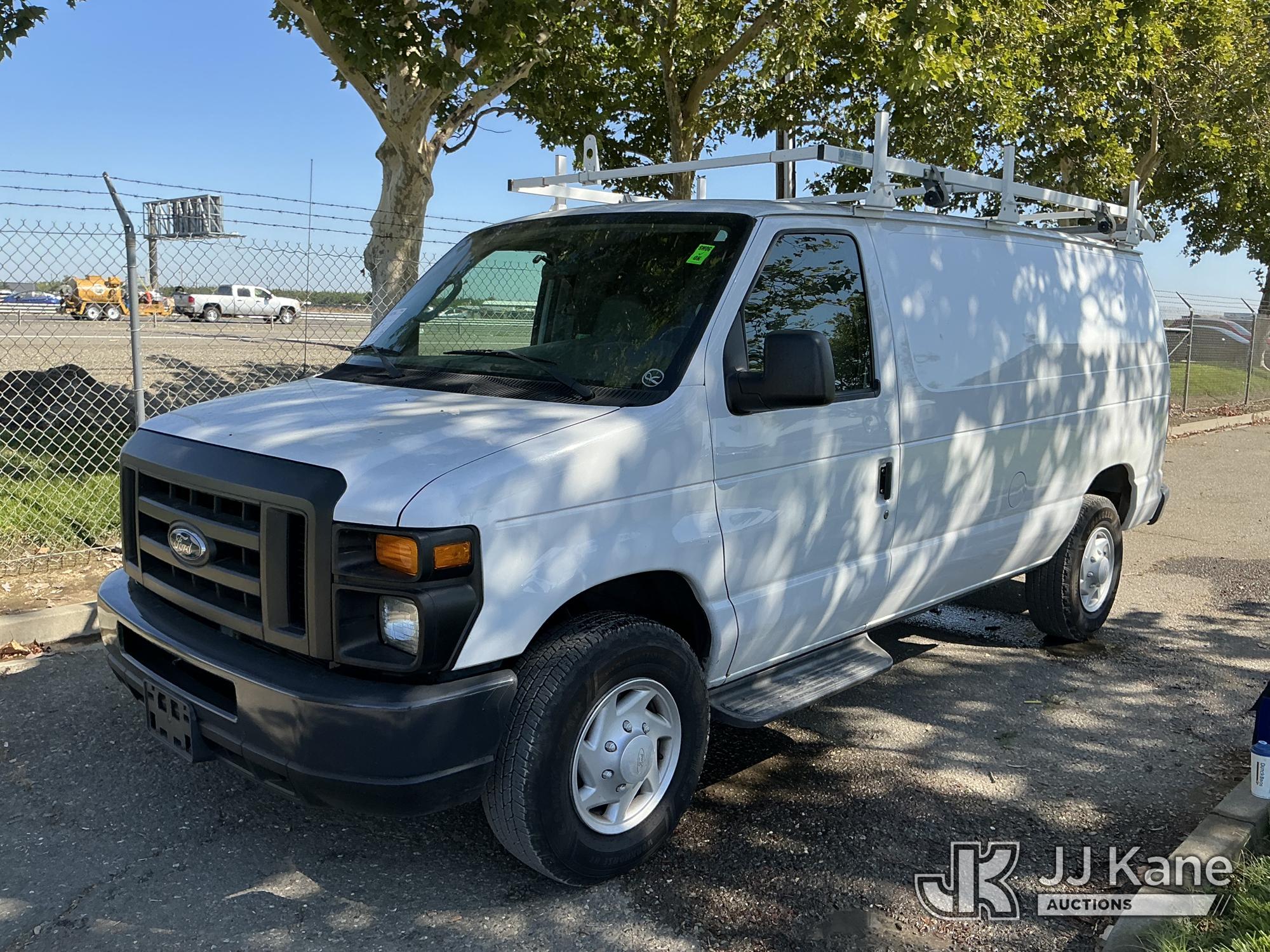 Photo of a 2008 Ford Econoline E-350 SD