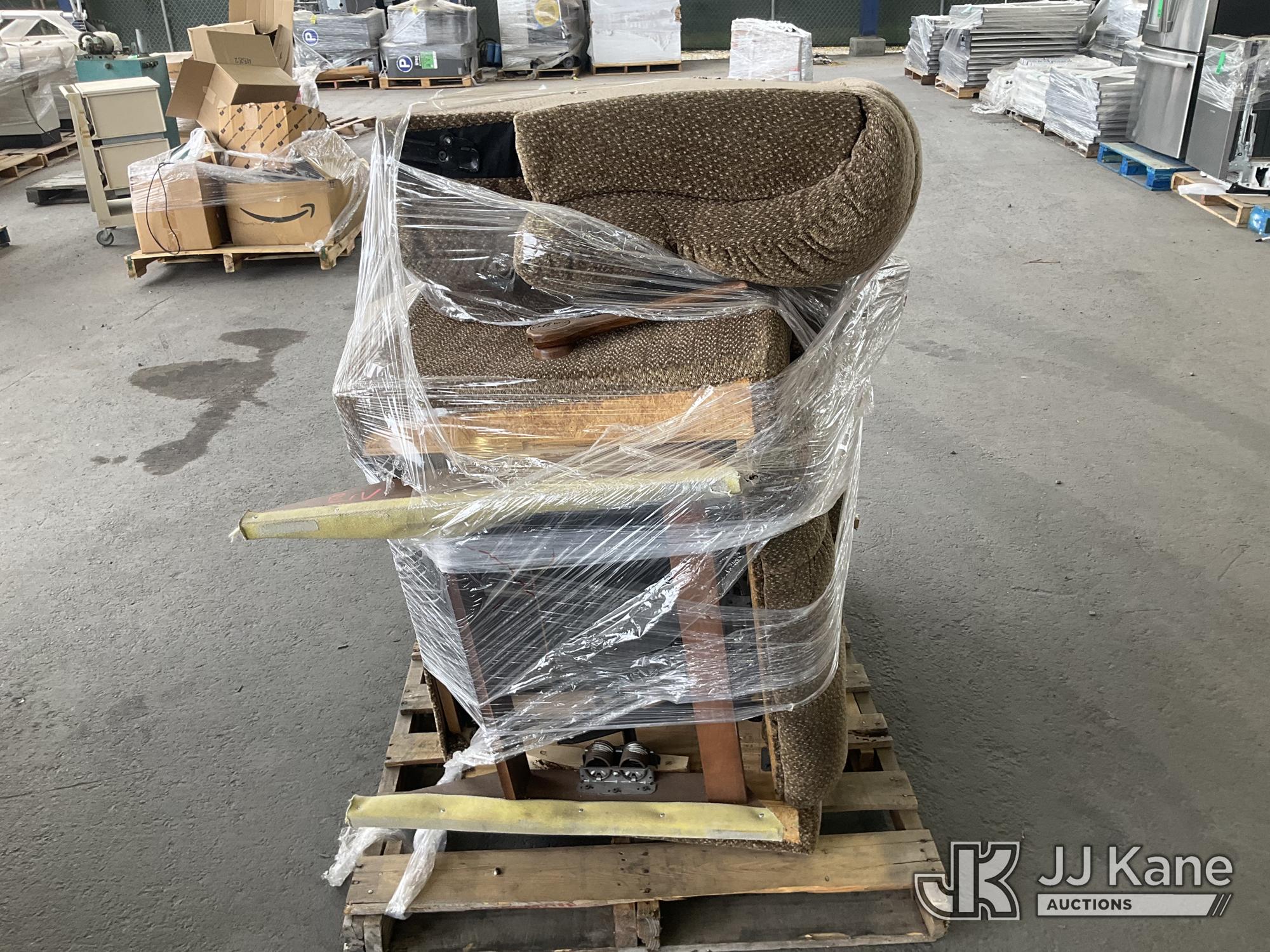 (1 Pallet) Chairs (Used) NOTE: This unit is being sold AS IS/WHERE IS via Timed Auction and is located in Jurupa Valley