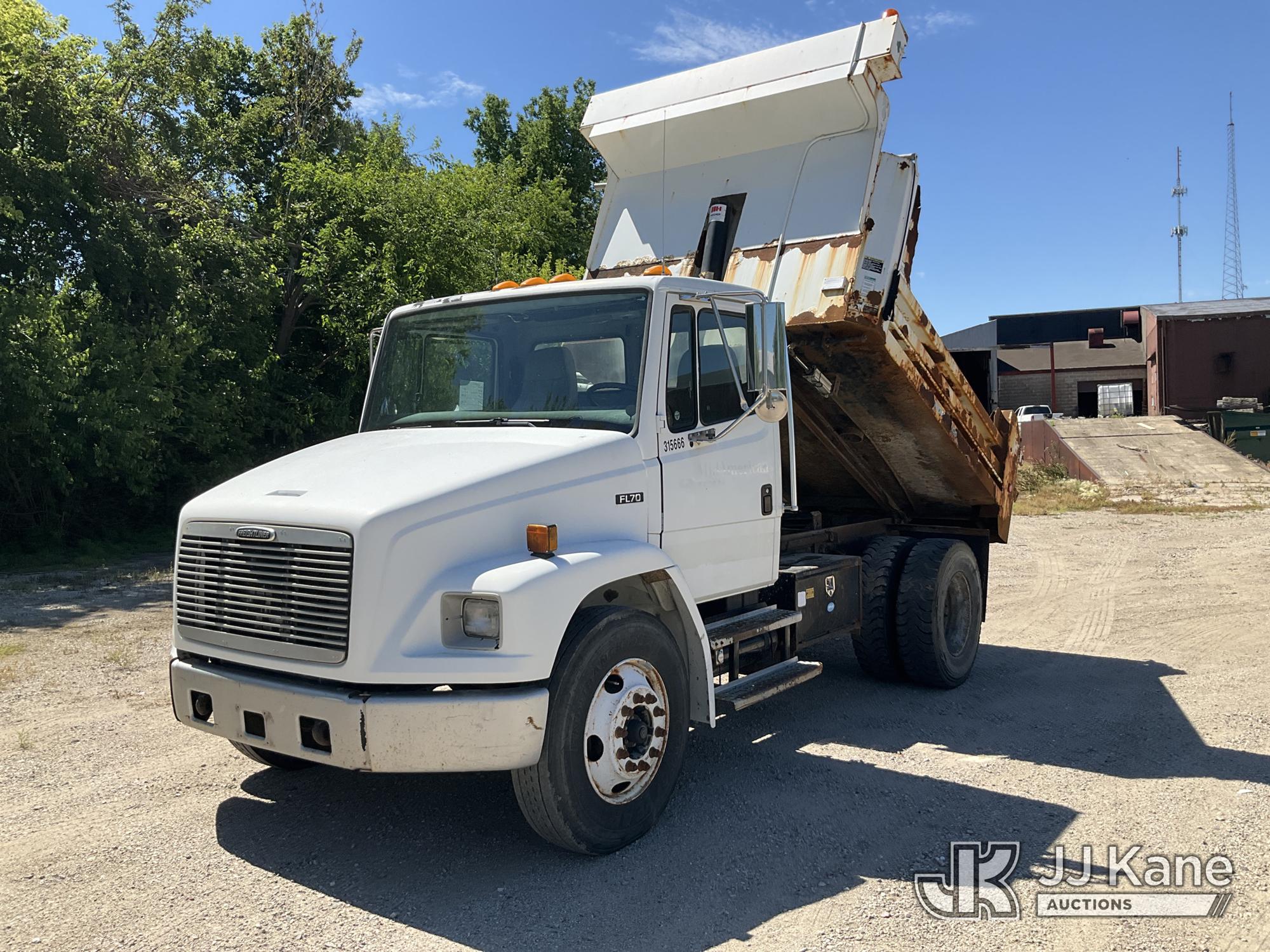 Photo of a 2001 Freightliner FL70