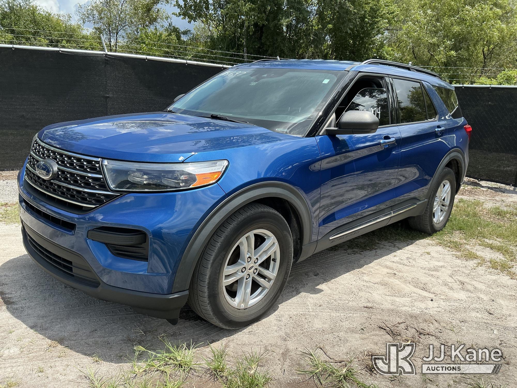 2022 Ford Explorer 4-Door Sport Utility Vehicle (1621974)