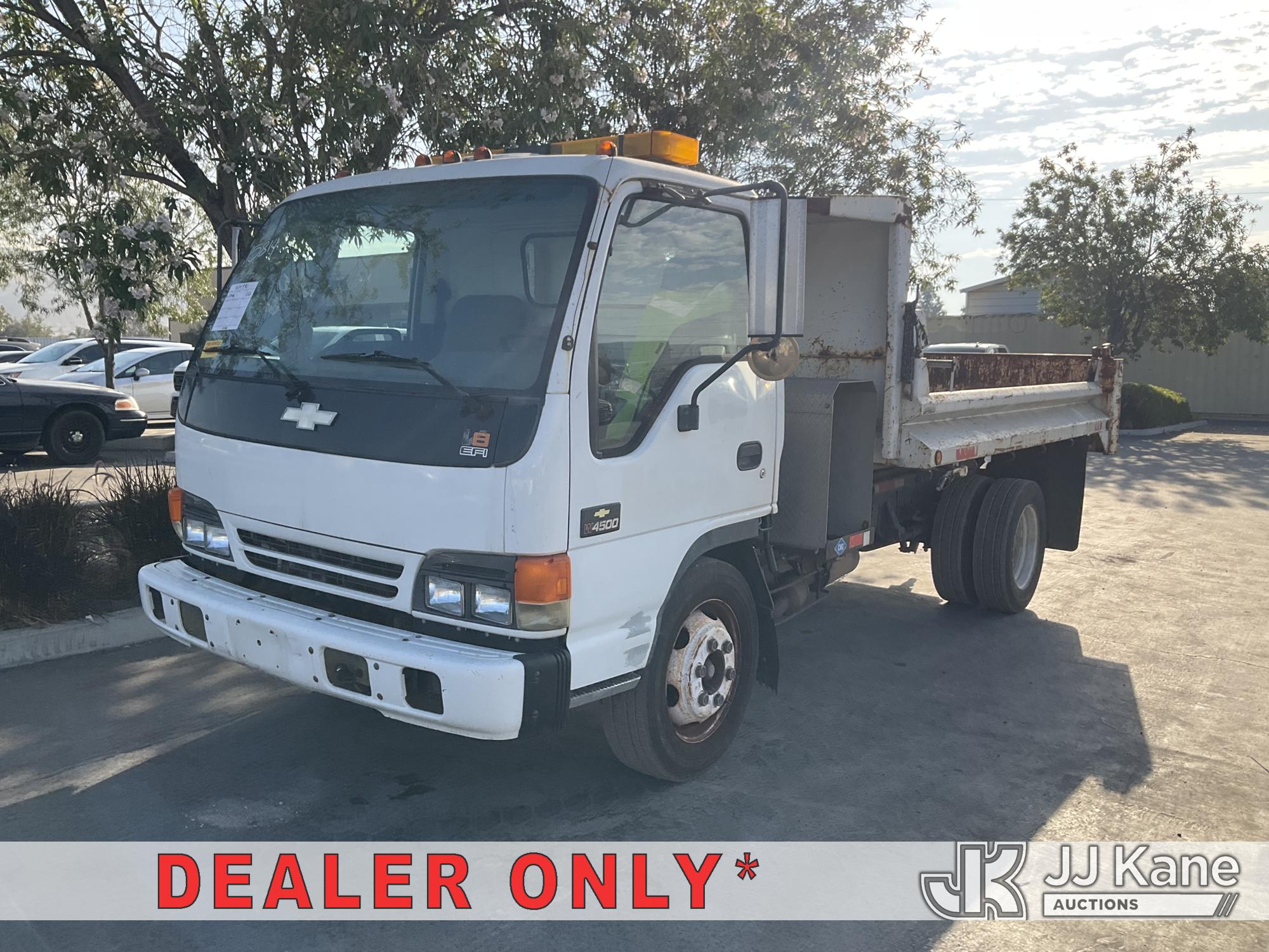 Photo of a 2002 Chevrolet W45042