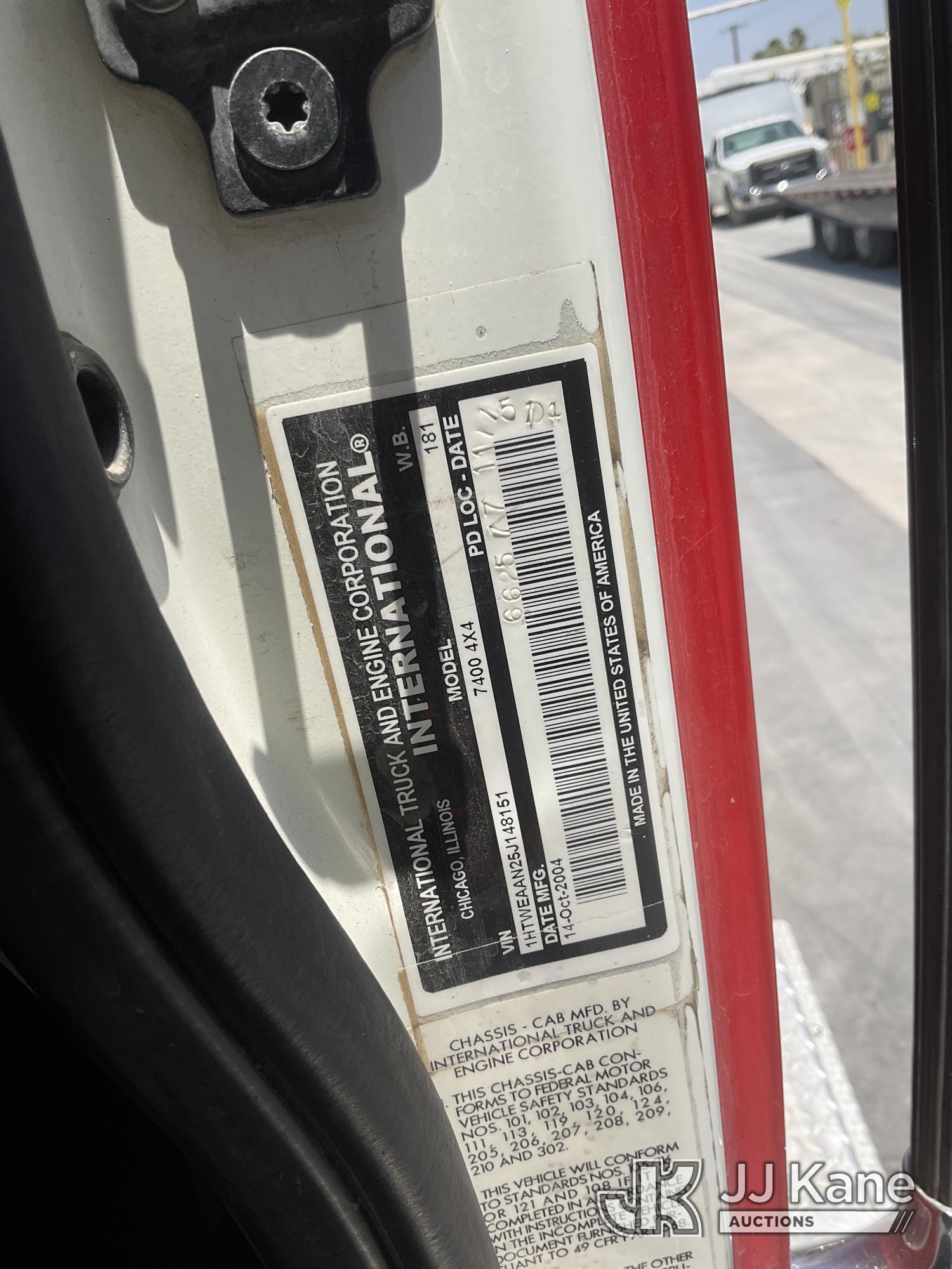 2005 International 7400