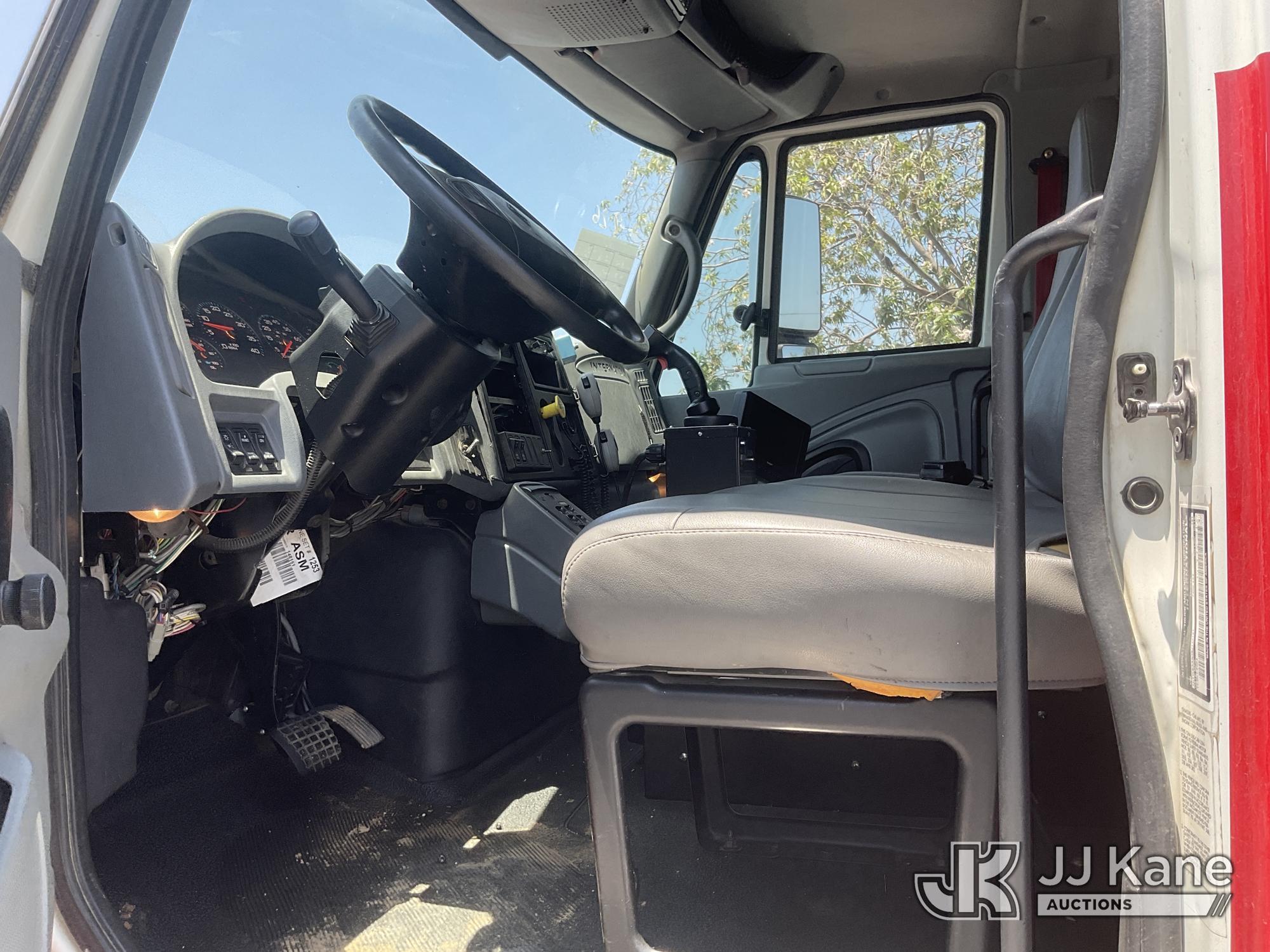 2005 International 7400