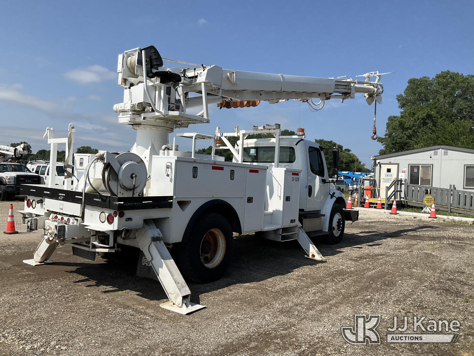 2014 Freightliner M2 106