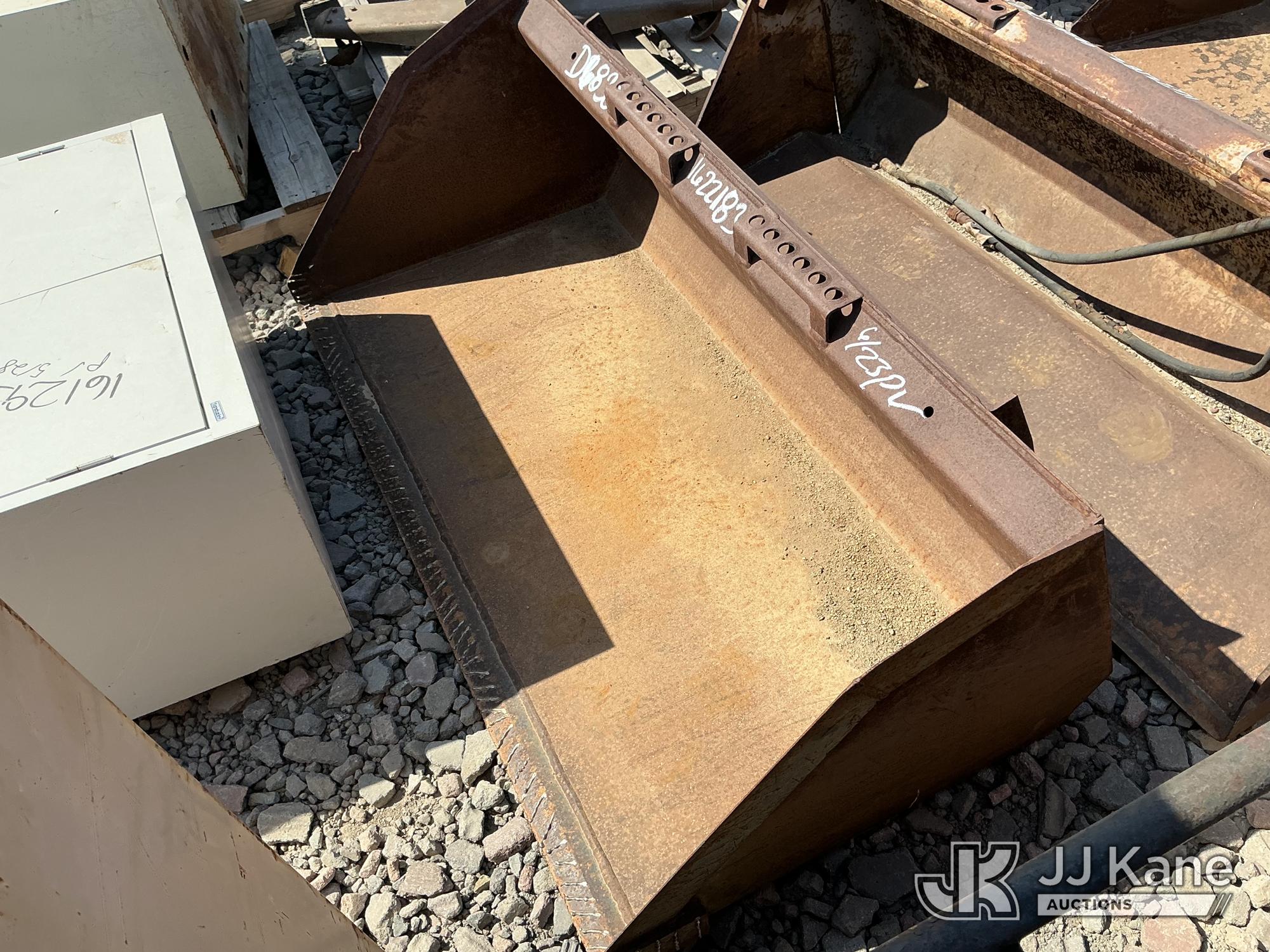 Skid-Steer Loader Bucket (Used) NOTE: This unit is being sold AS IS/WHERE IS via Timed Auction and is located in Dixon