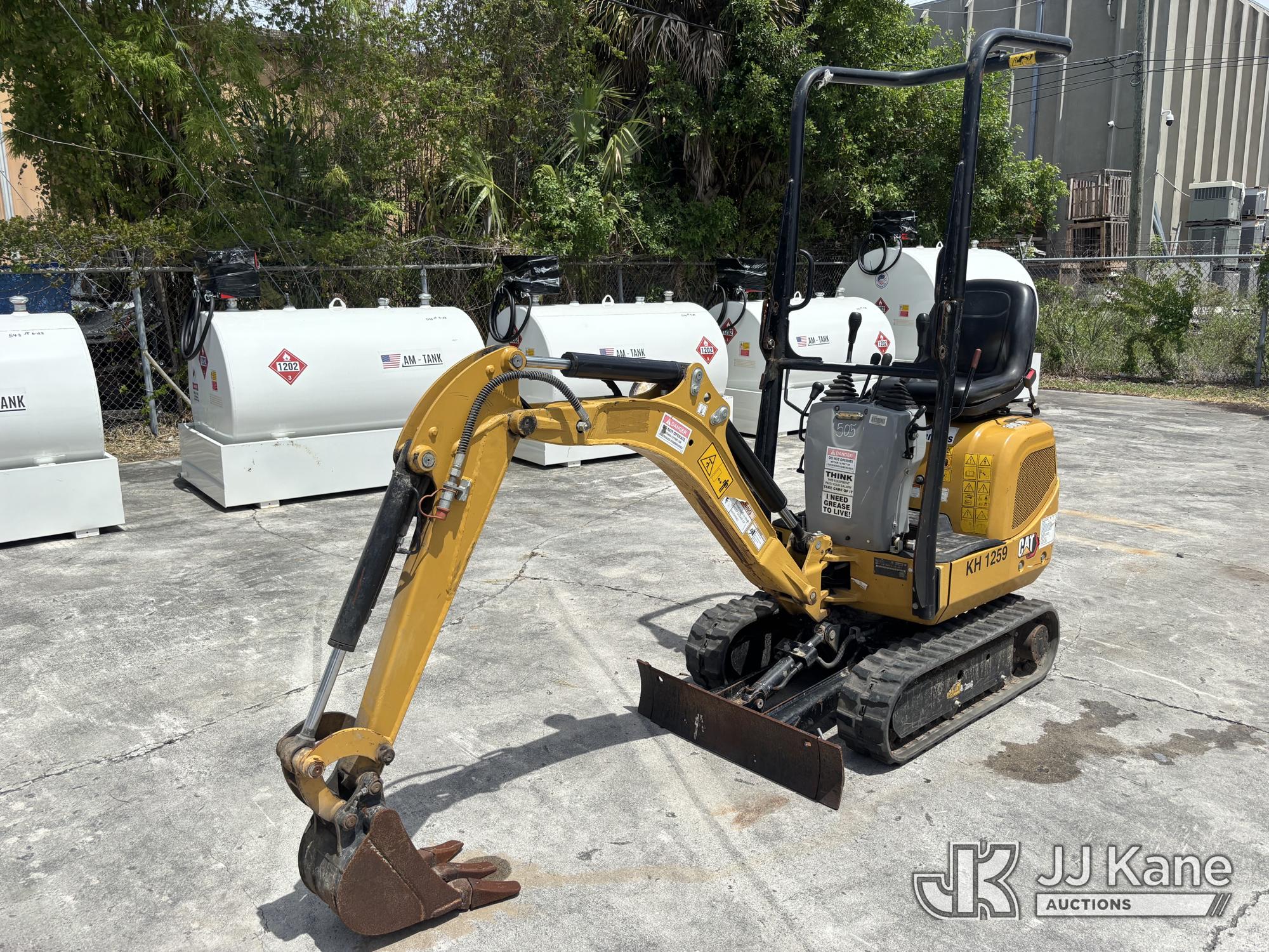 Photo of a 2012 Caterpillar 300.9D
