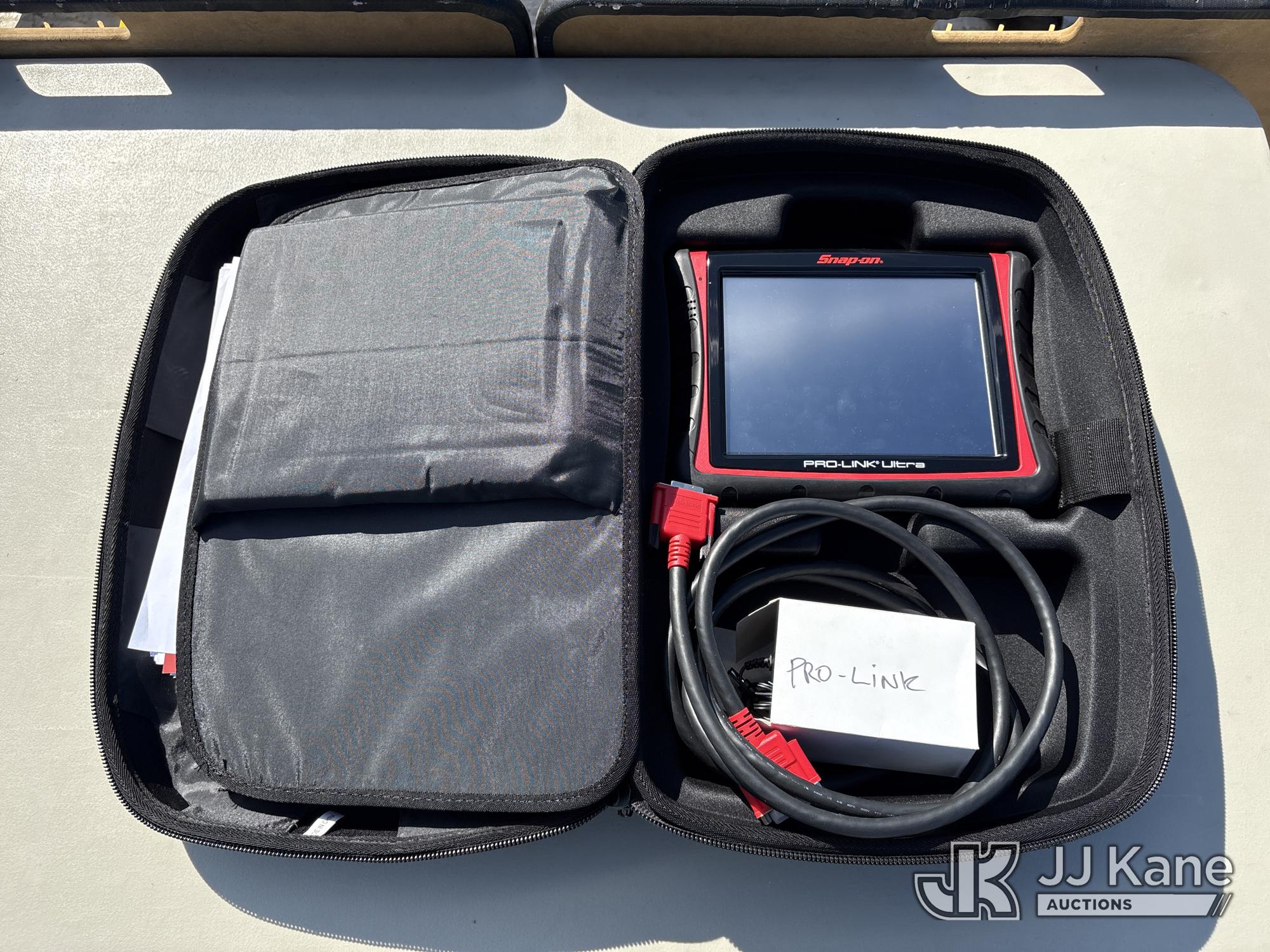 SNAP-ON PRO LINK ULTRA (vehicle scan tool) S/N 8723 (Operational) NOTE: This unit is being sold AS IS/WHERE IS via Timed Auction and is located in Dixon