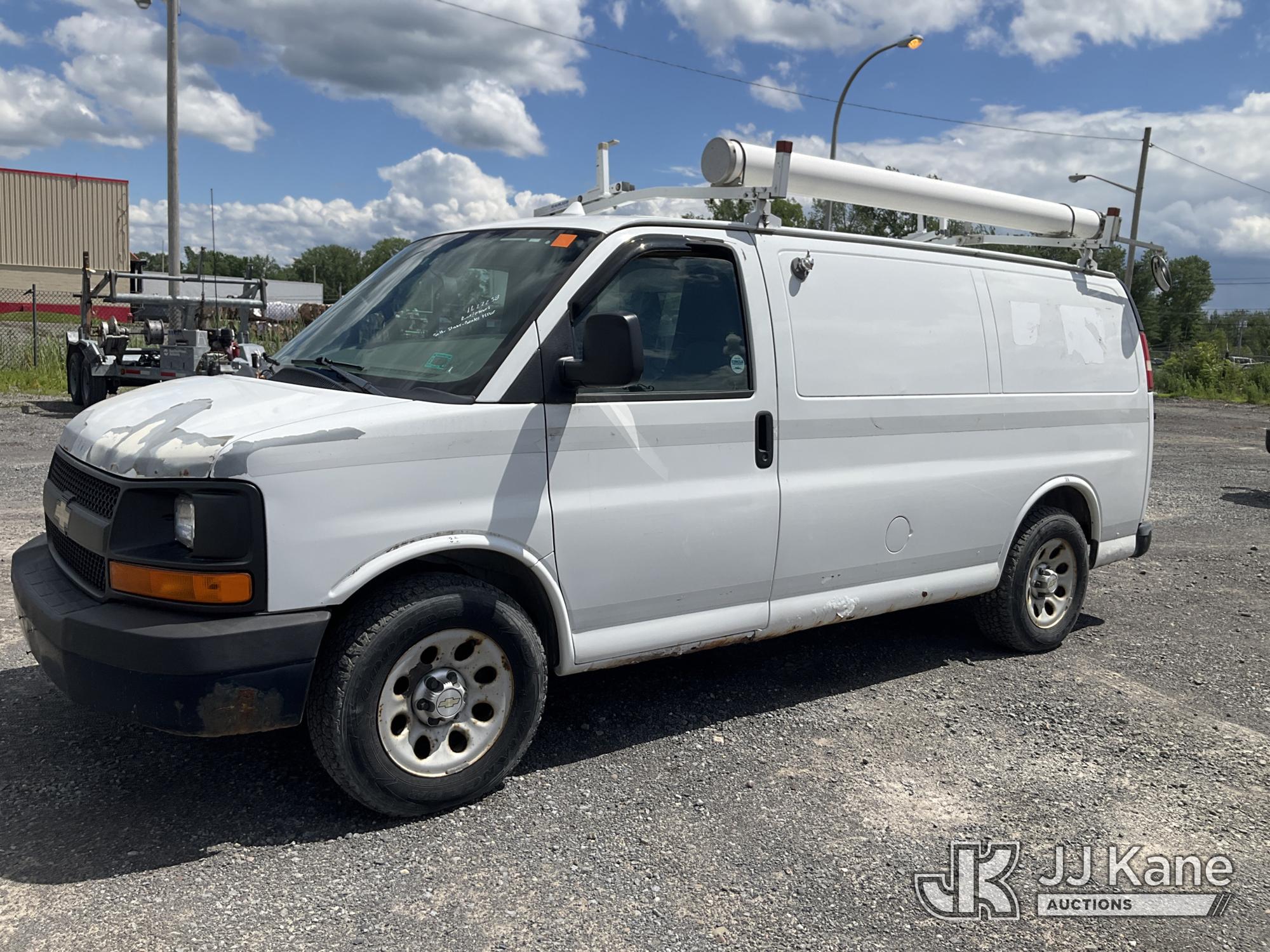 2011 Chevrolet EXPRESS 1500