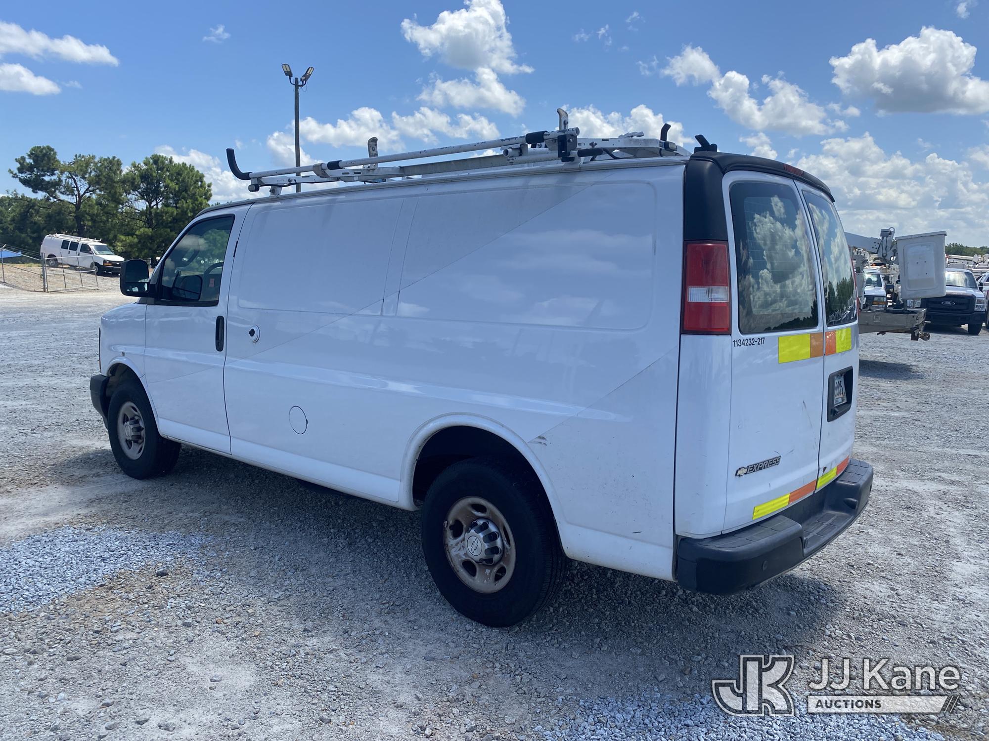 2017 Chevrolet EXPRESS 2500