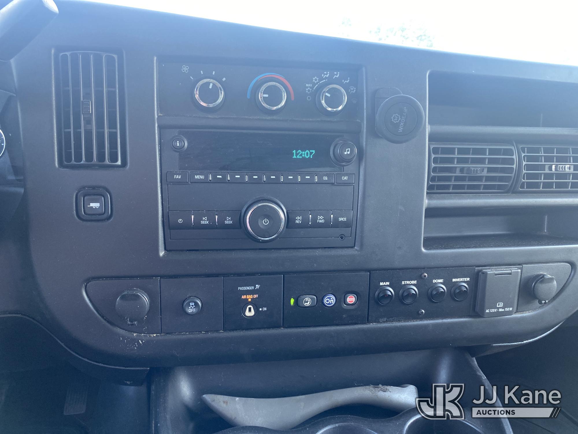 2017 Chevrolet EXPRESS 2500