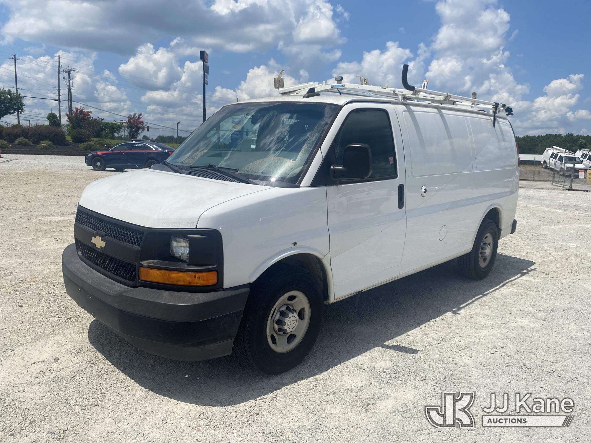 Photo of a 2017 Chevrolet Express G2500