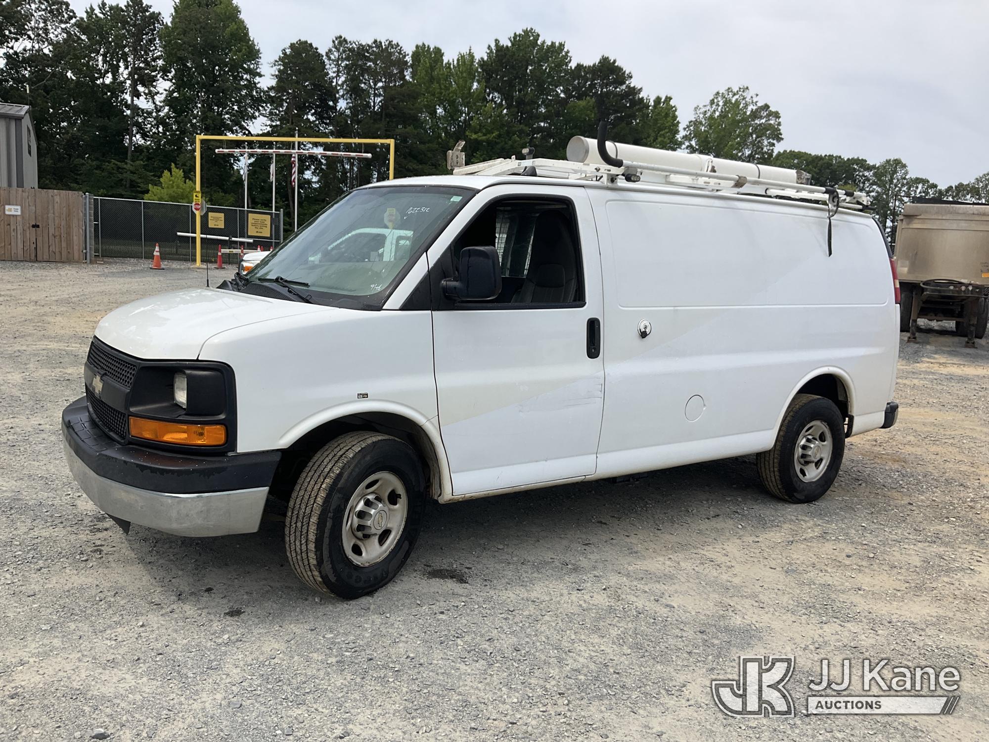 Photo of a 2014 Chevrolet Express G2500
