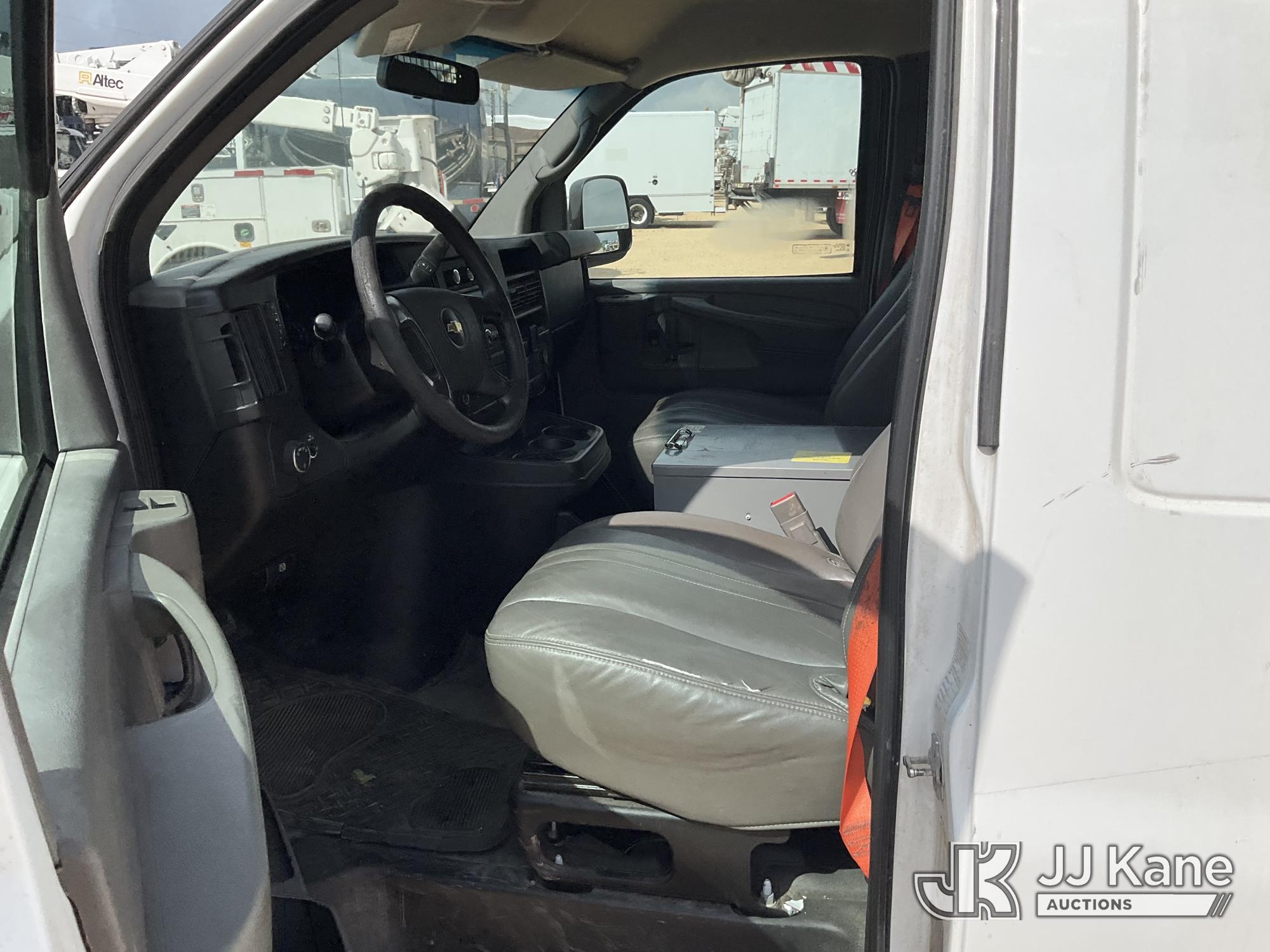 2015 Chevrolet Express G2500