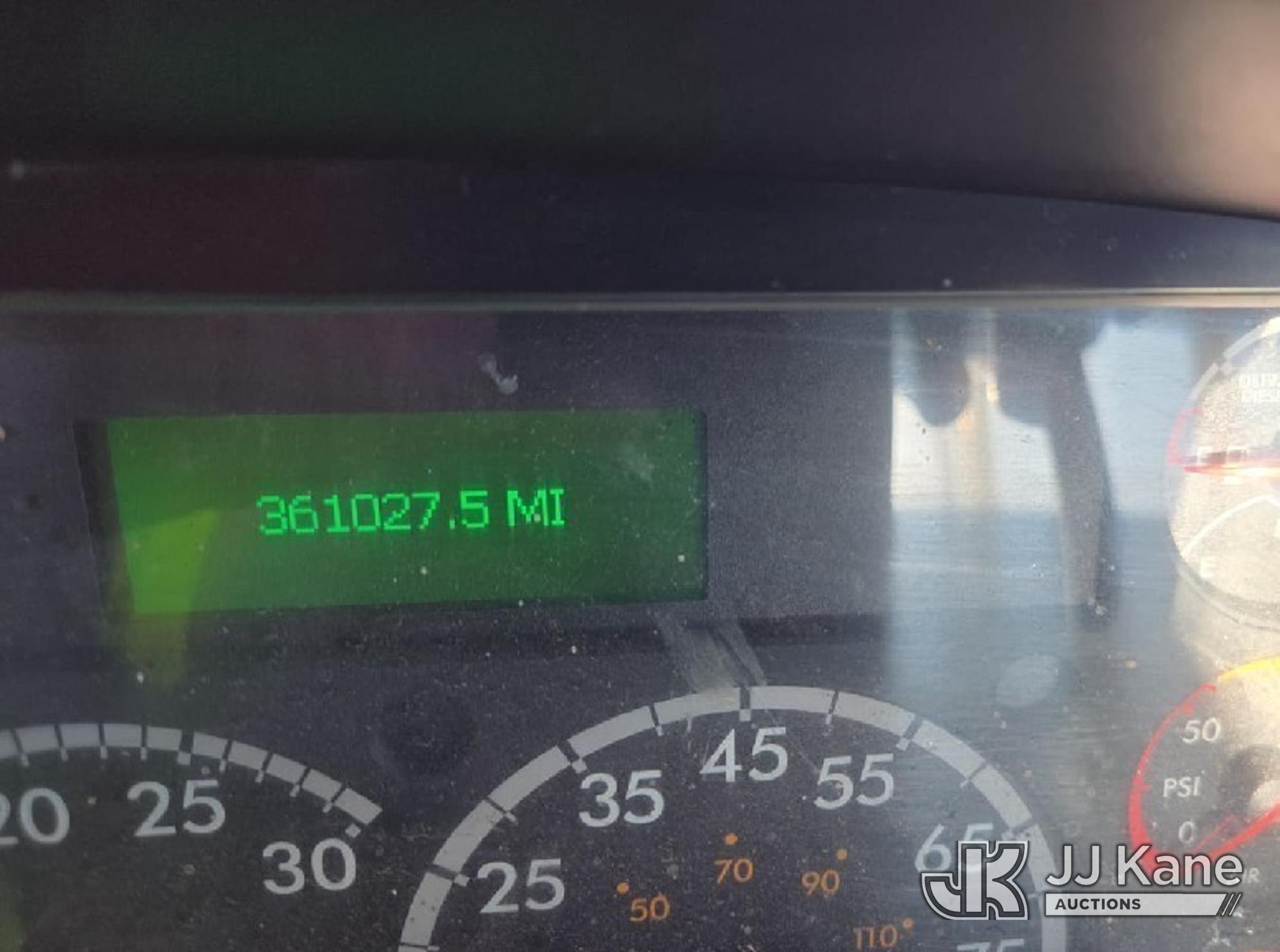 2017 Freightliner M2 106