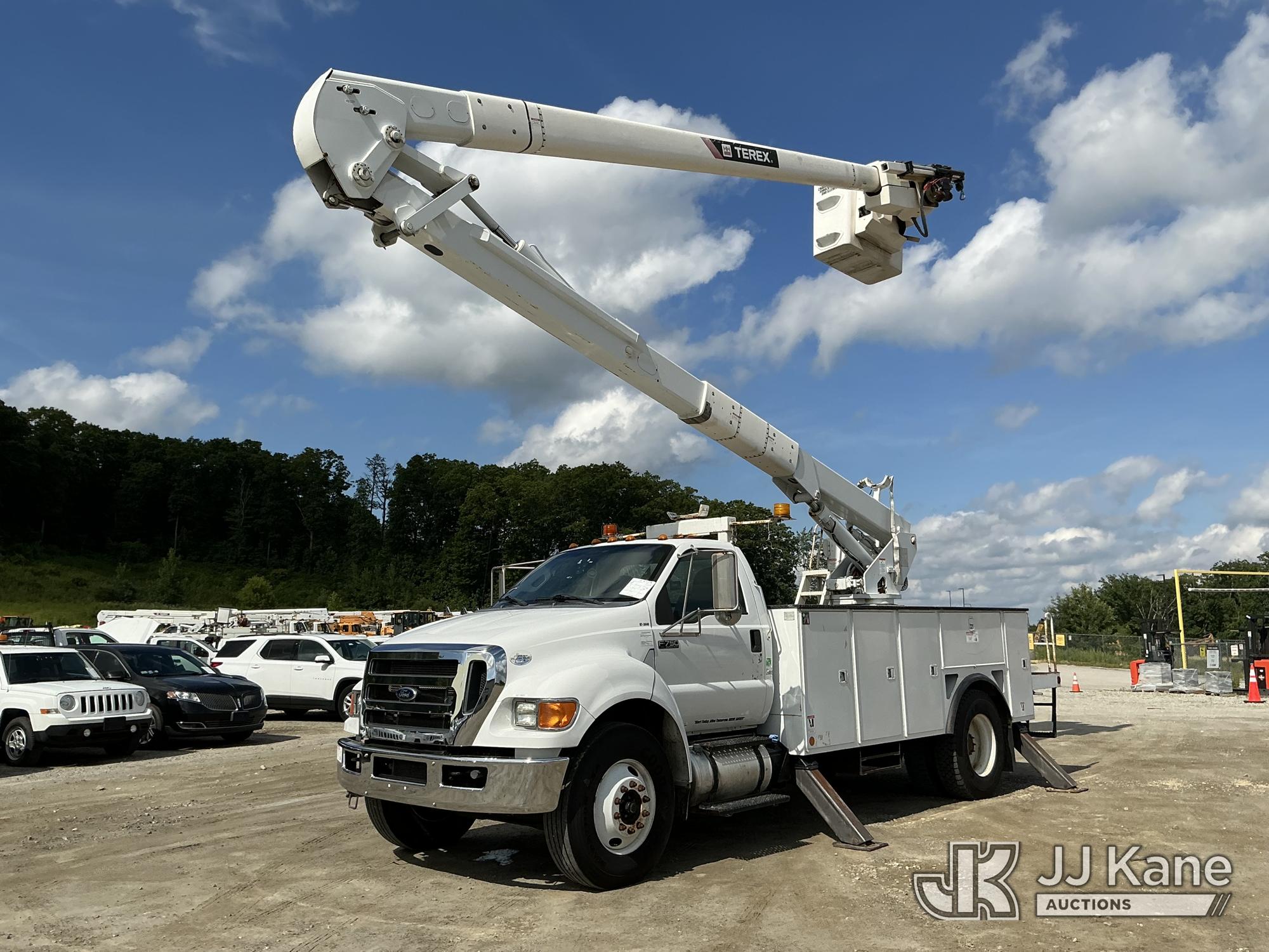 Photo of a 2015 Ford F-750