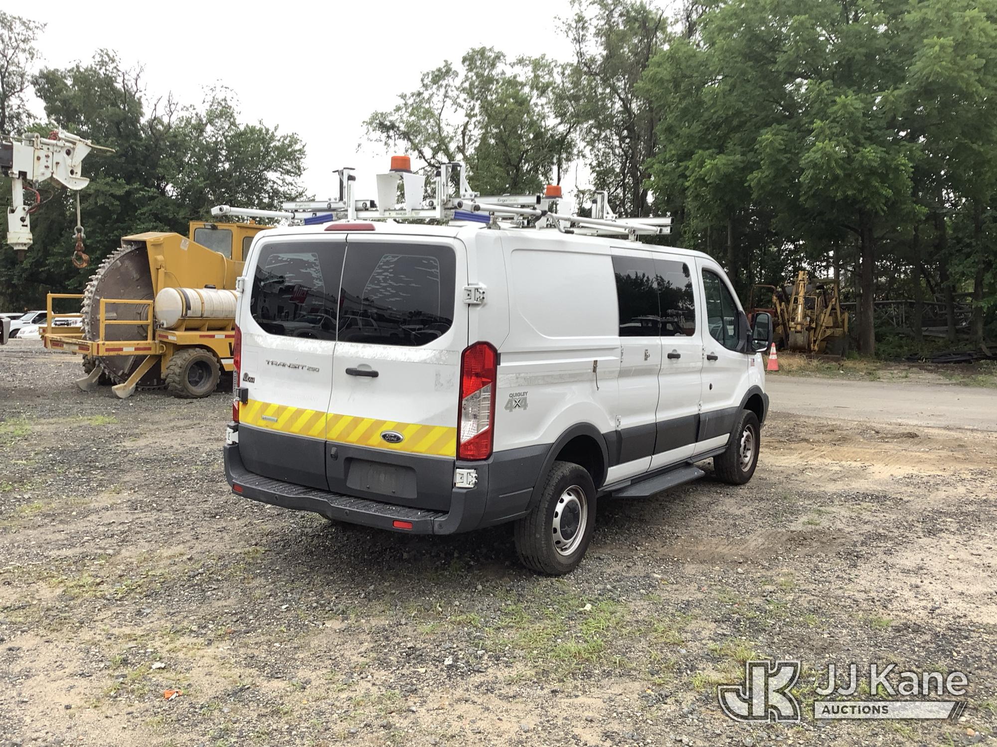 2017 Ford Transit Quigley 4x4