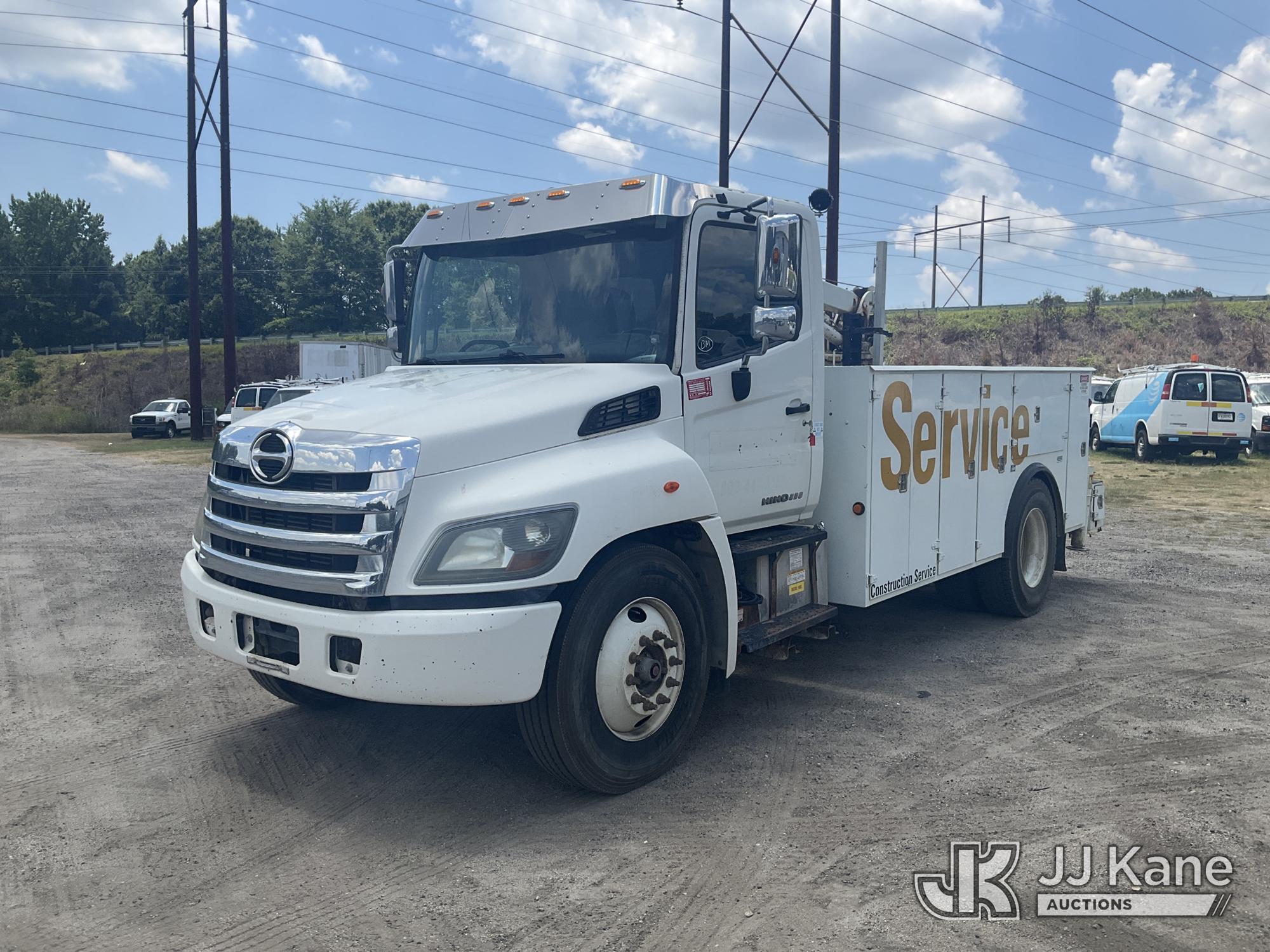 Photo of a 2015 Hino Conventional Cab