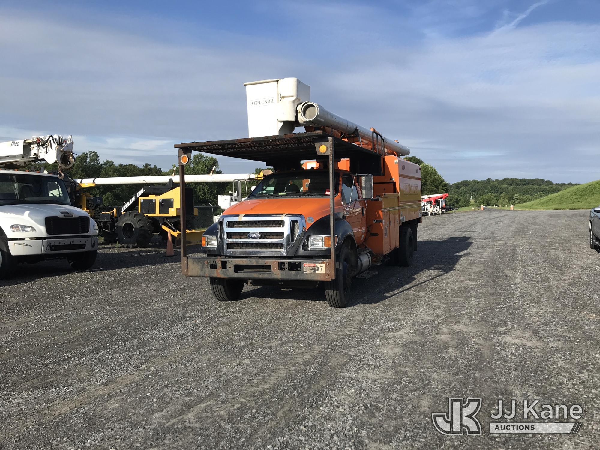 Photo of a 2015 Ford F-750